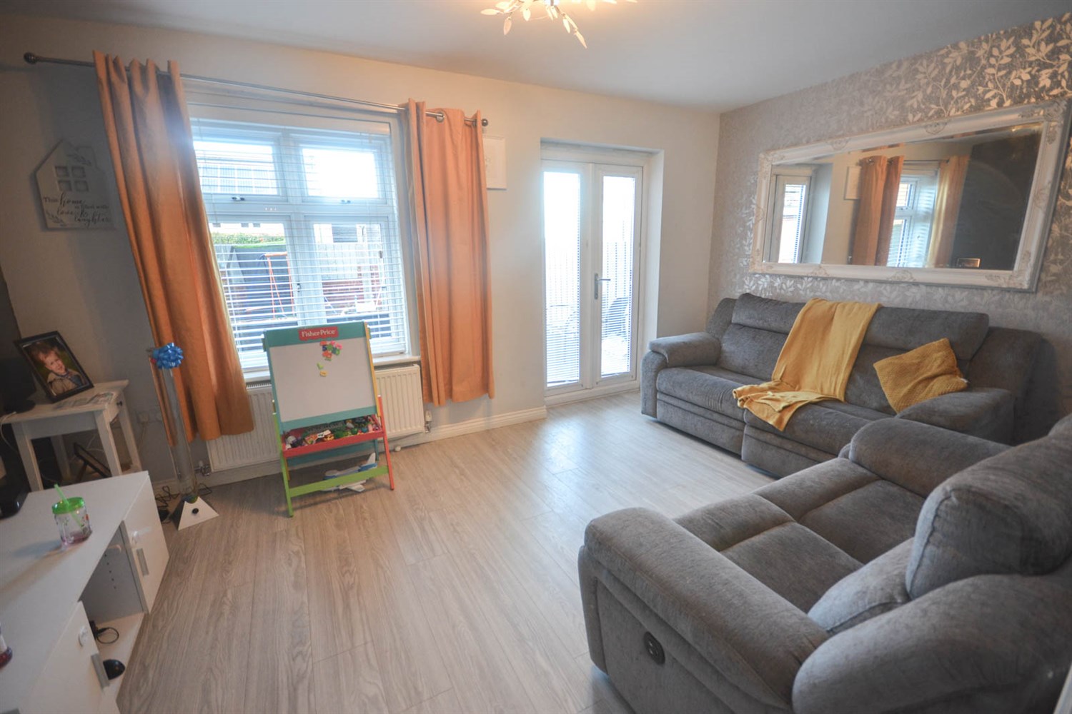 3 bed house for sale in Woodside Drive, Boldon Colliery  - Property Image 4