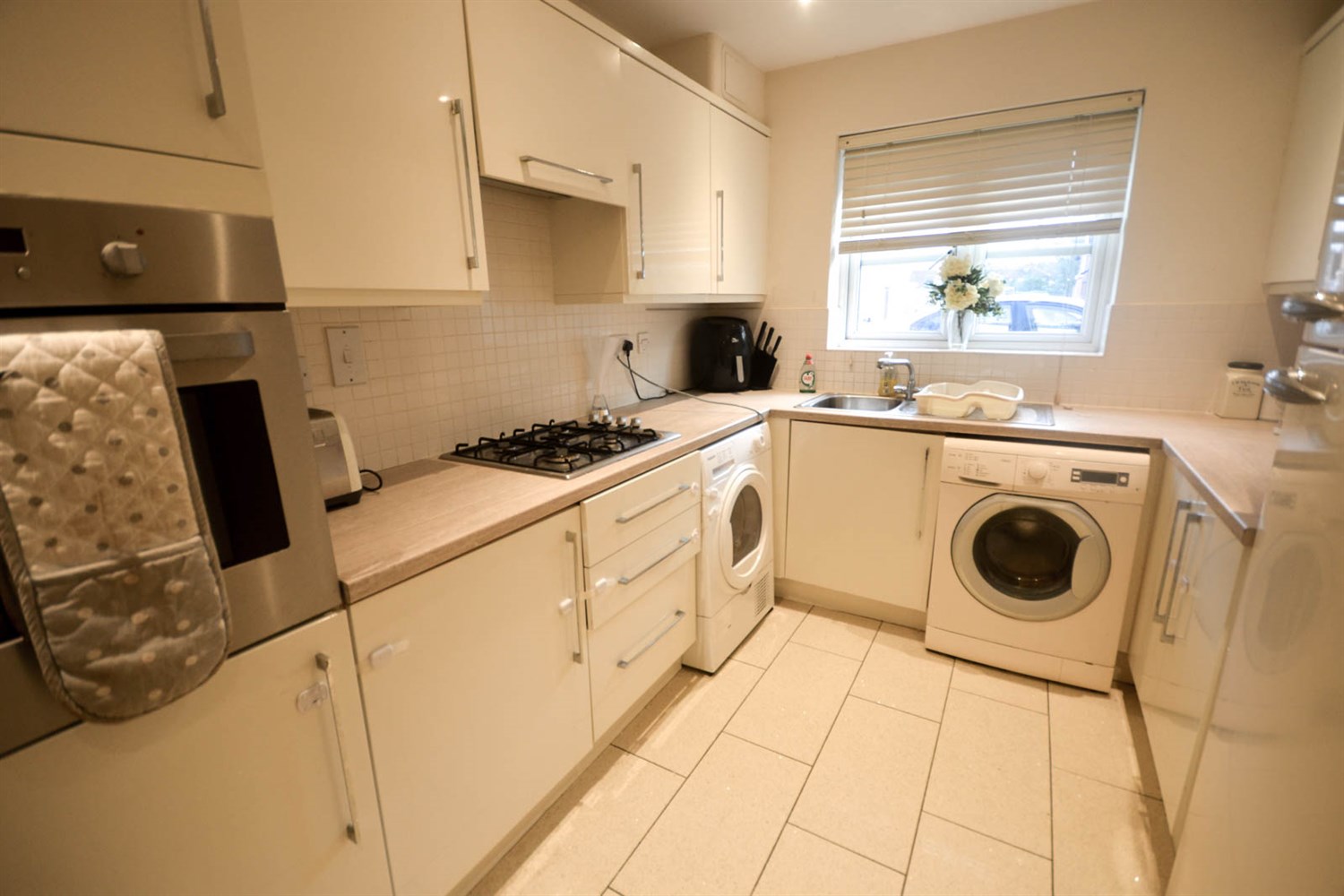 3 bed house for sale in Woodside Drive, Boldon Colliery  - Property Image 2