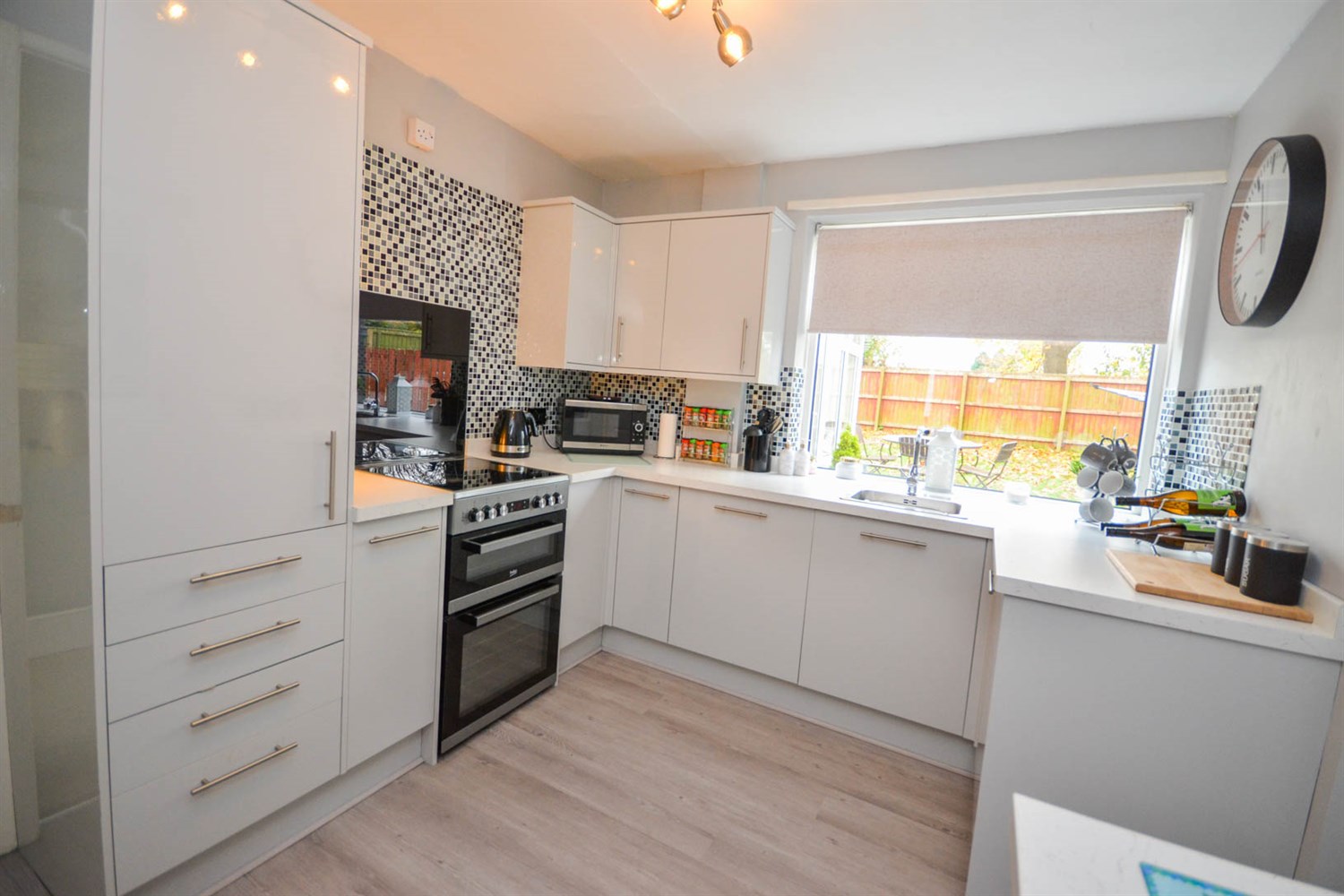 3 bed semi-detached house for sale in Cresswell Drive, Red House Farm  - Property Image 8