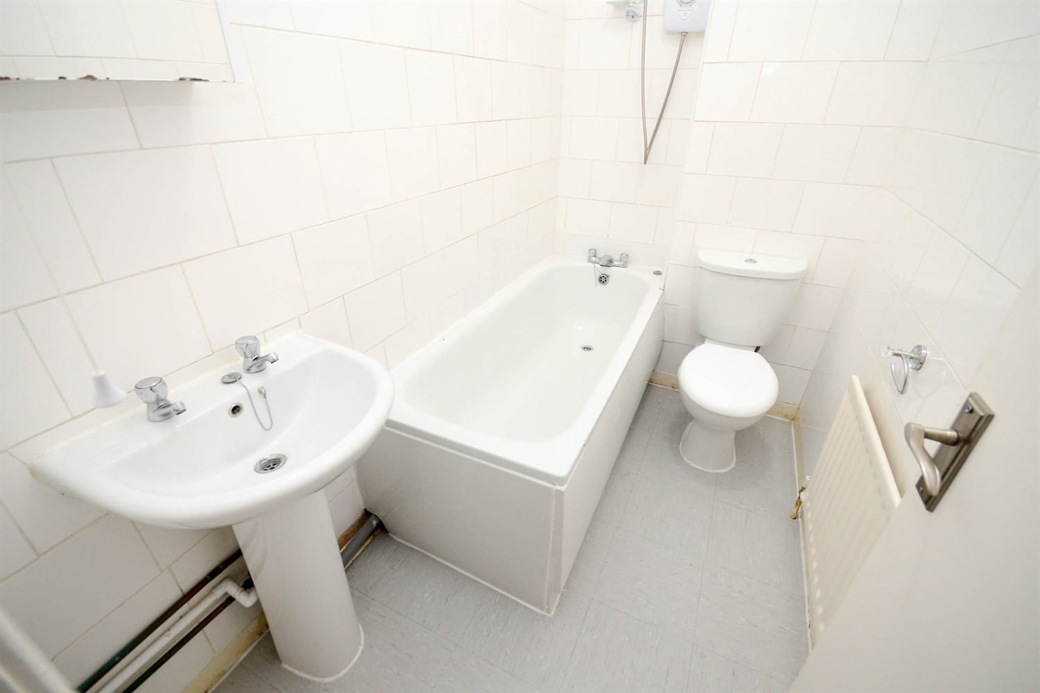 2 bed flat for sale in Whitehall Road, Gateshead  - Property Image 6