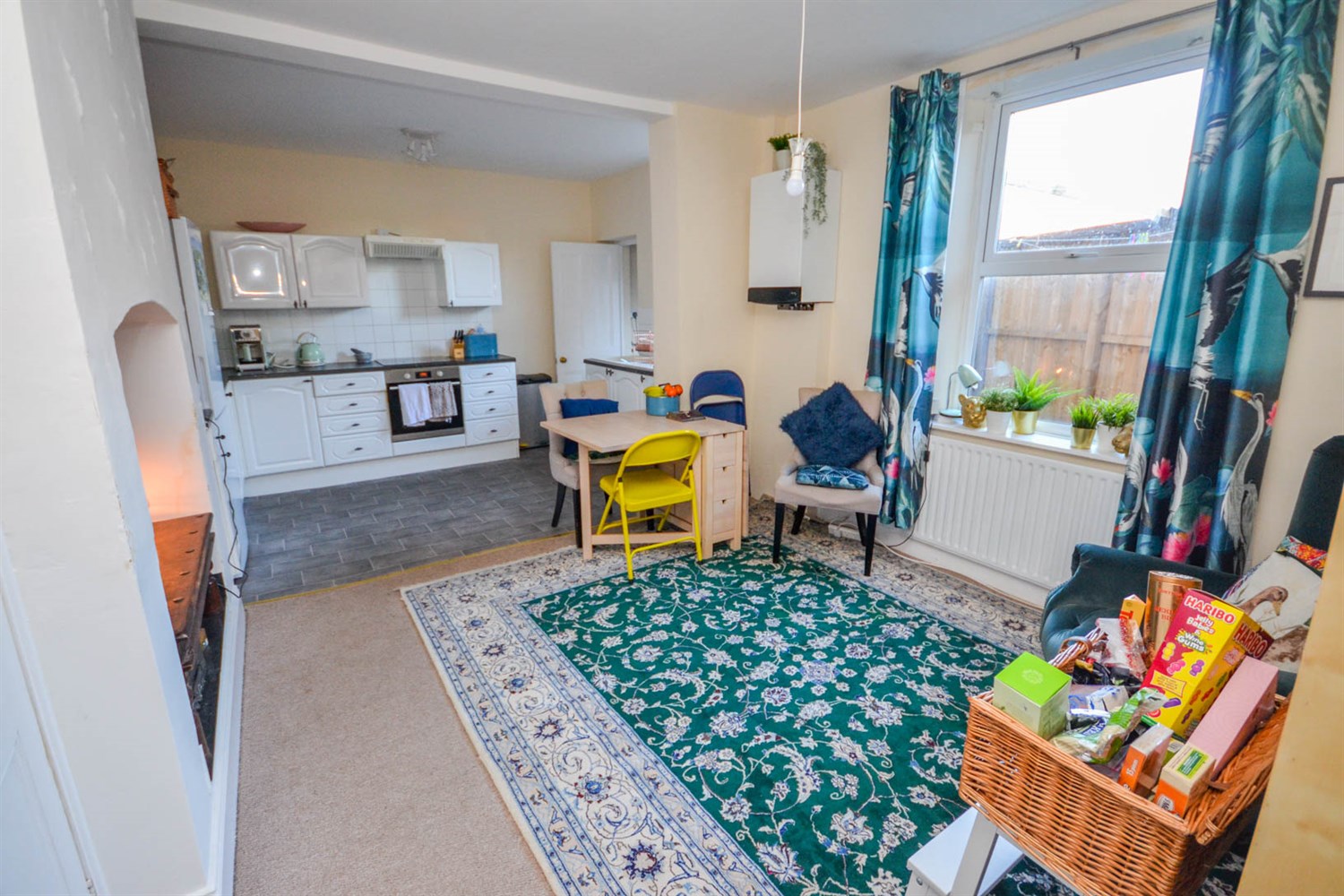 3 bed end of terrace house for sale in Hyde Terrace, Gosforth  - Property Image 4