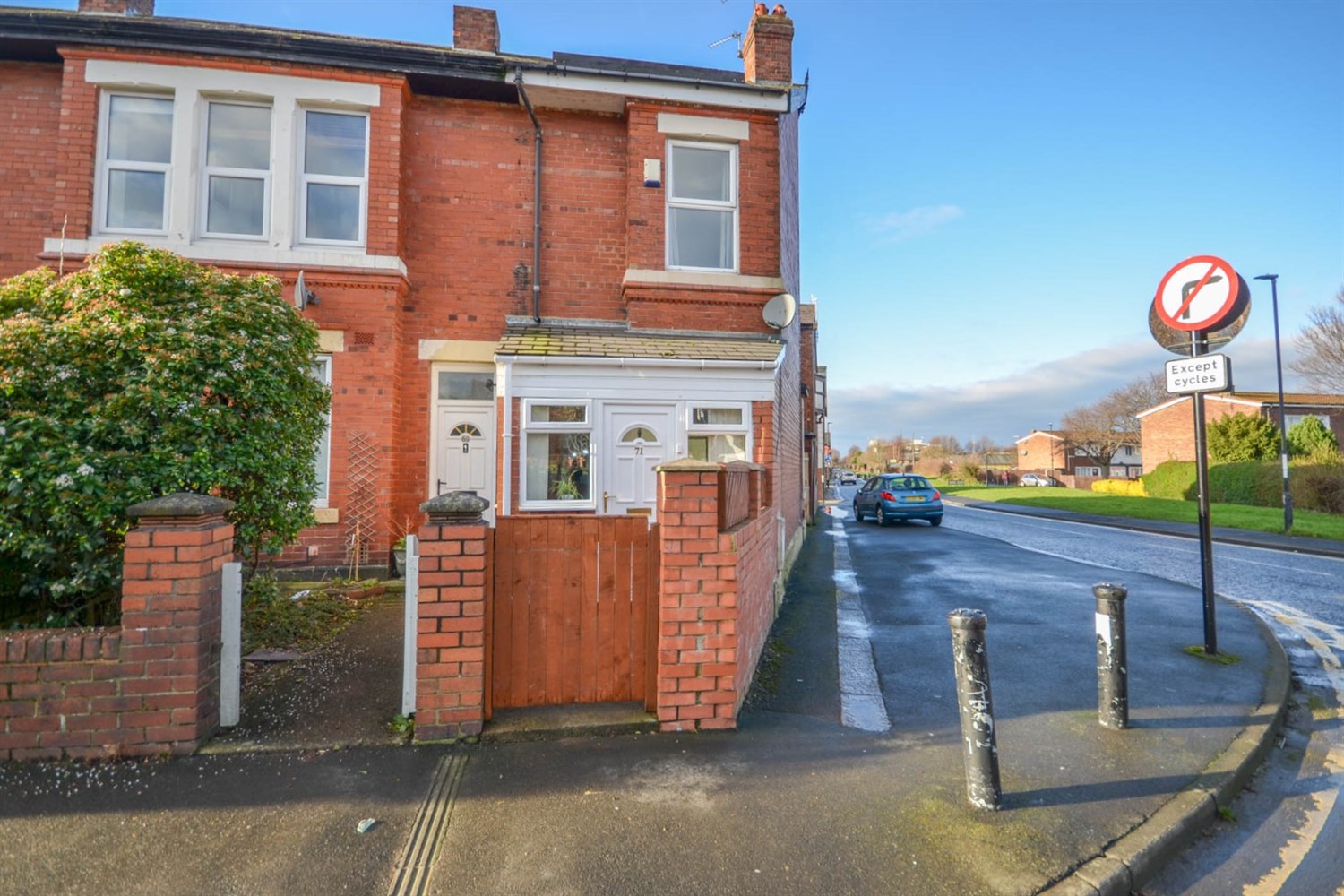 3 bed end of terrace house for sale in Hyde Terrace, Gosforth - Property Image 1