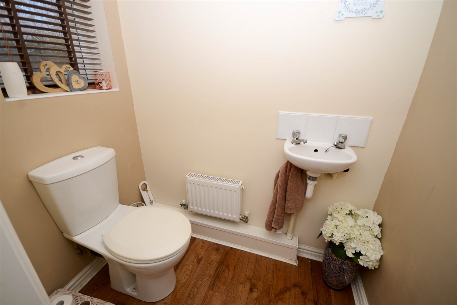 5 bed detached house for sale in Strathmore Gardens, South Shields  - Property Image 9