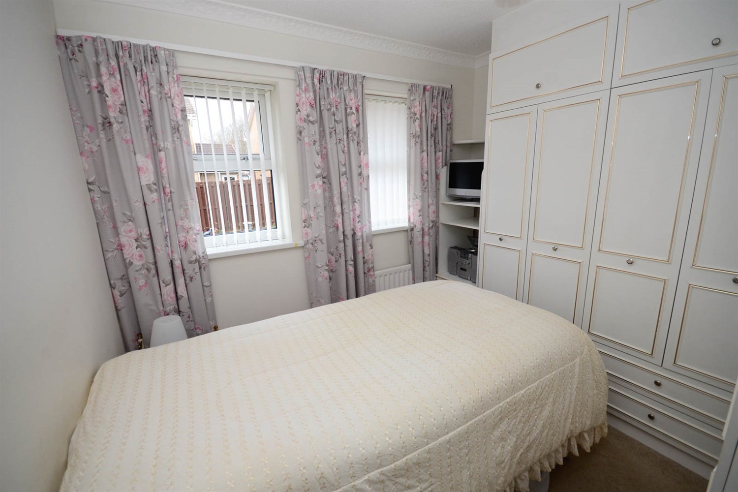 2 bed semi-detached bungalow for sale in Marina View, Hebburn  - Property Image 10