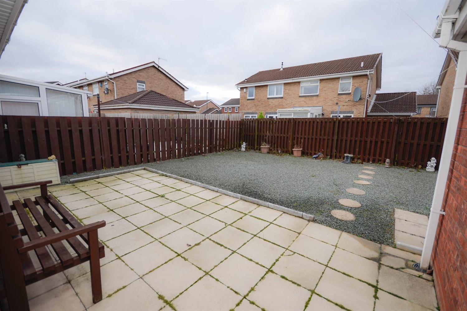2 bed semi-detached bungalow for sale in Marina View, Hebburn  - Property Image 3