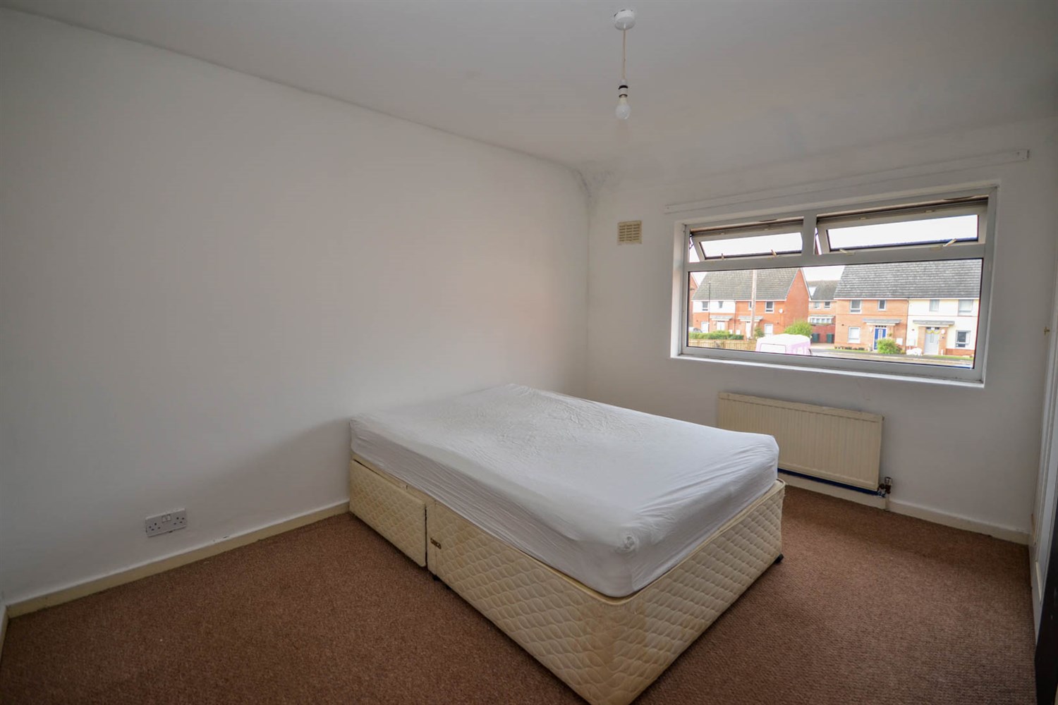 3 bed semi-detached house for sale in Carsdale Road, Newcastle Upon Tyne  - Property Image 12