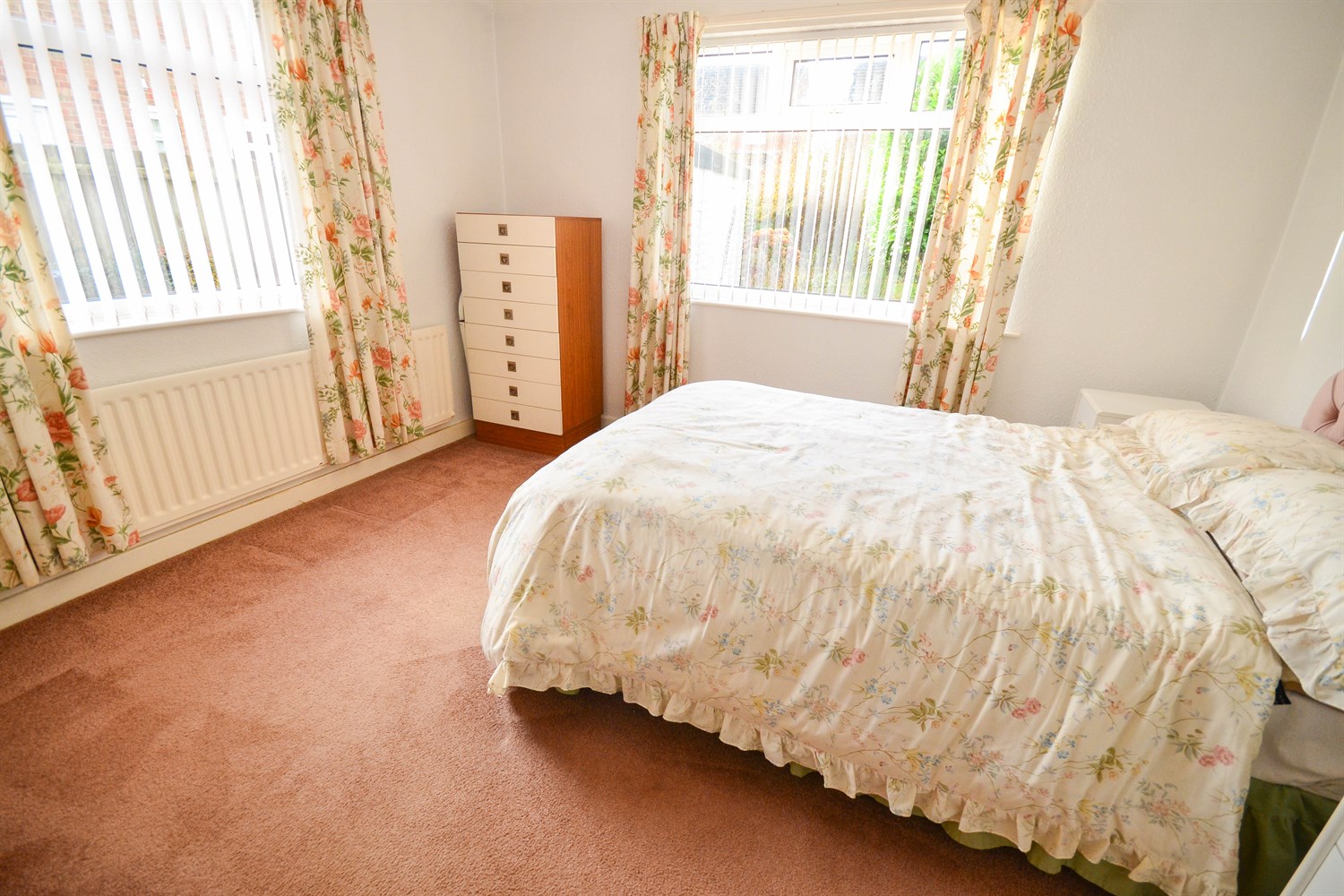 2 bed semi-detached bungalow for sale in Beaumaris Gardens, Sunderland  - Property Image 9