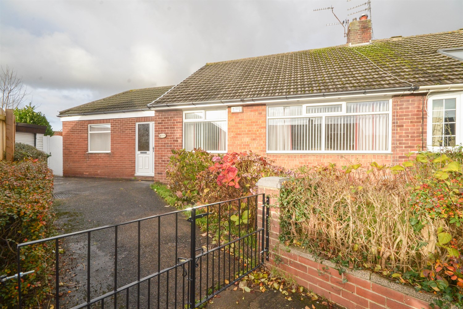 2 bed semi-detached bungalow for sale in Beaumaris Gardens, Sunderland  - Property Image 1
