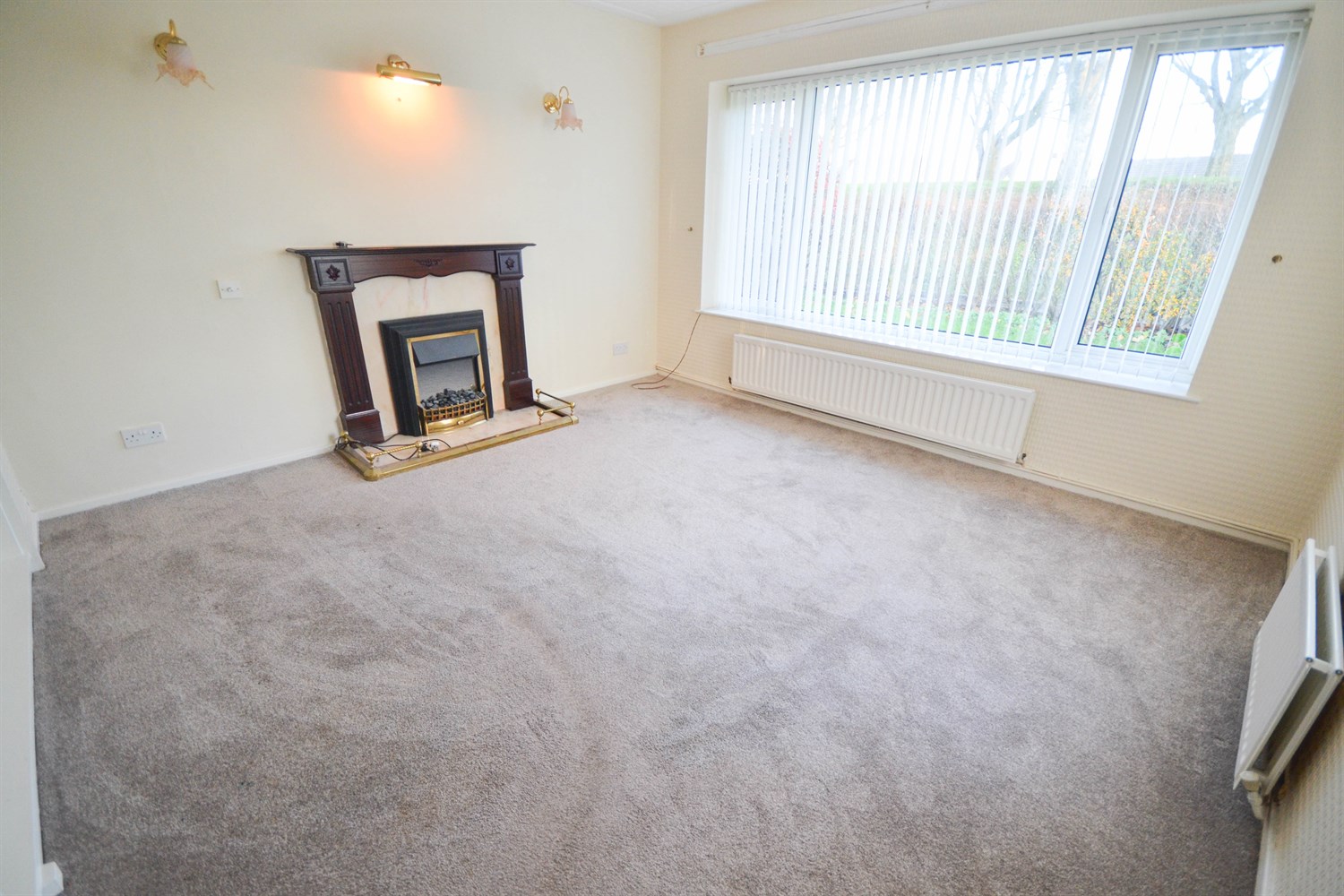 2 bed semi-detached bungalow for sale in Acacia Grove, Hebburn  - Property Image 4