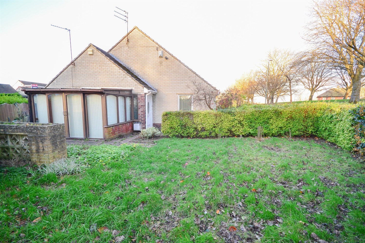 2 bed semi-detached bungalow for sale in Acacia Grove, Hebburn - Property Image 1