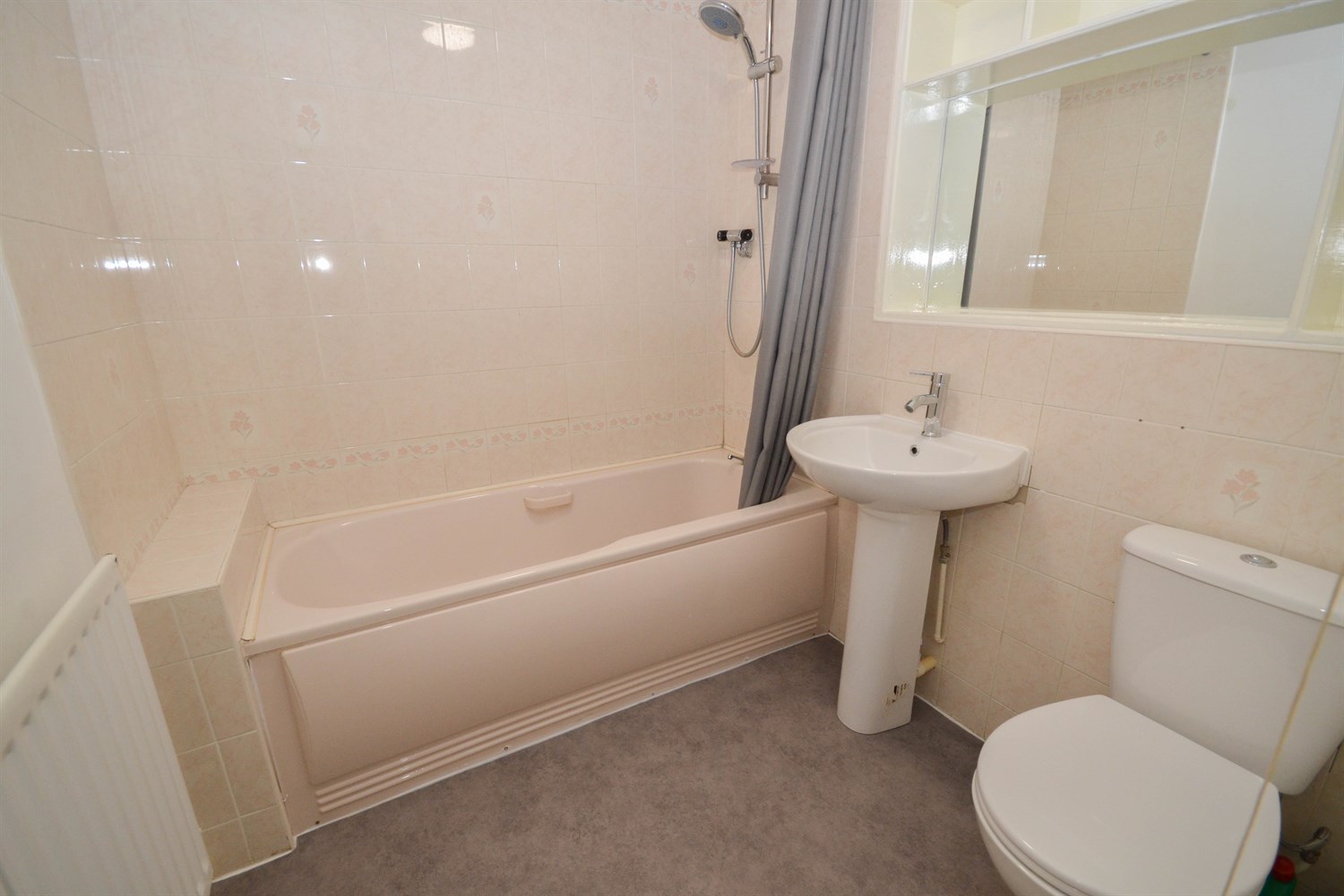 2 bed flat for sale in Topcliff, Sunderland  - Property Image 6