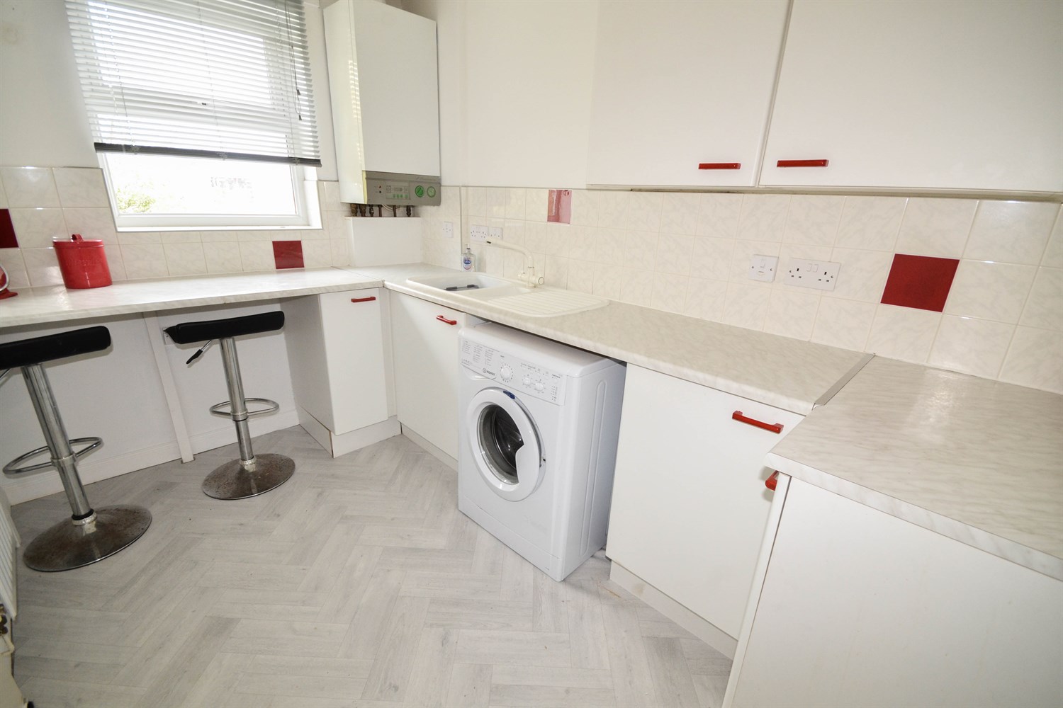 2 bed flat for sale in Topcliff, Sunderland  - Property Image 4