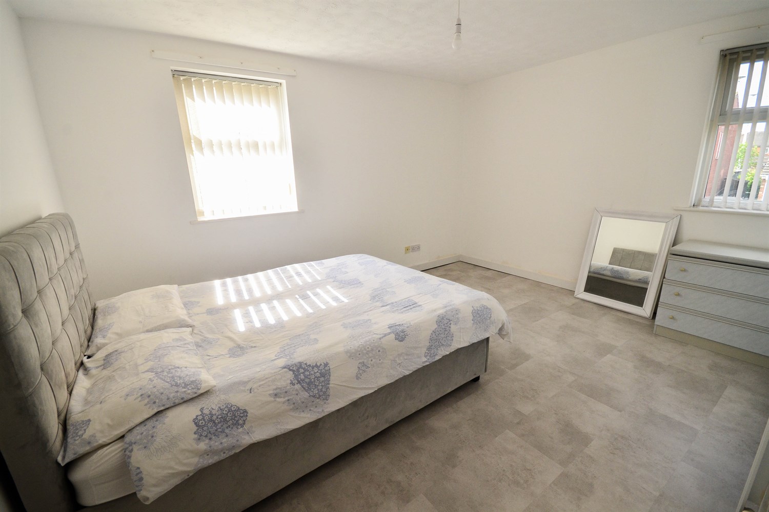 2 bed flat for sale in Topcliff, Sunderland  - Property Image 8