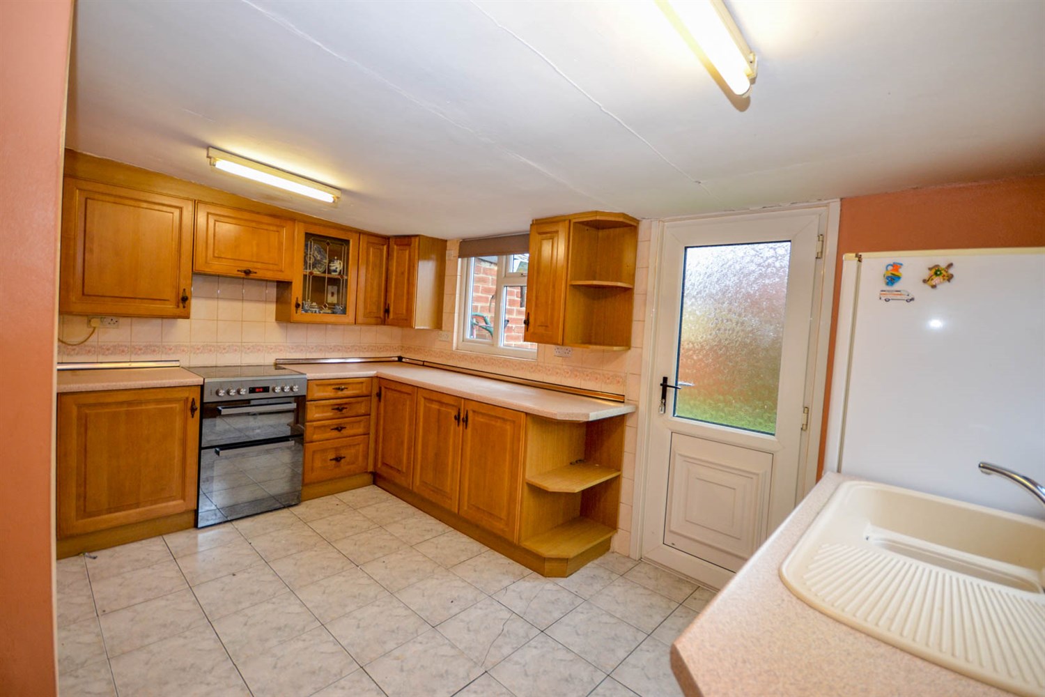 2 bed semi-detached bungalow for sale in Acomb Crescent, Red House Farm  - Property Image 5