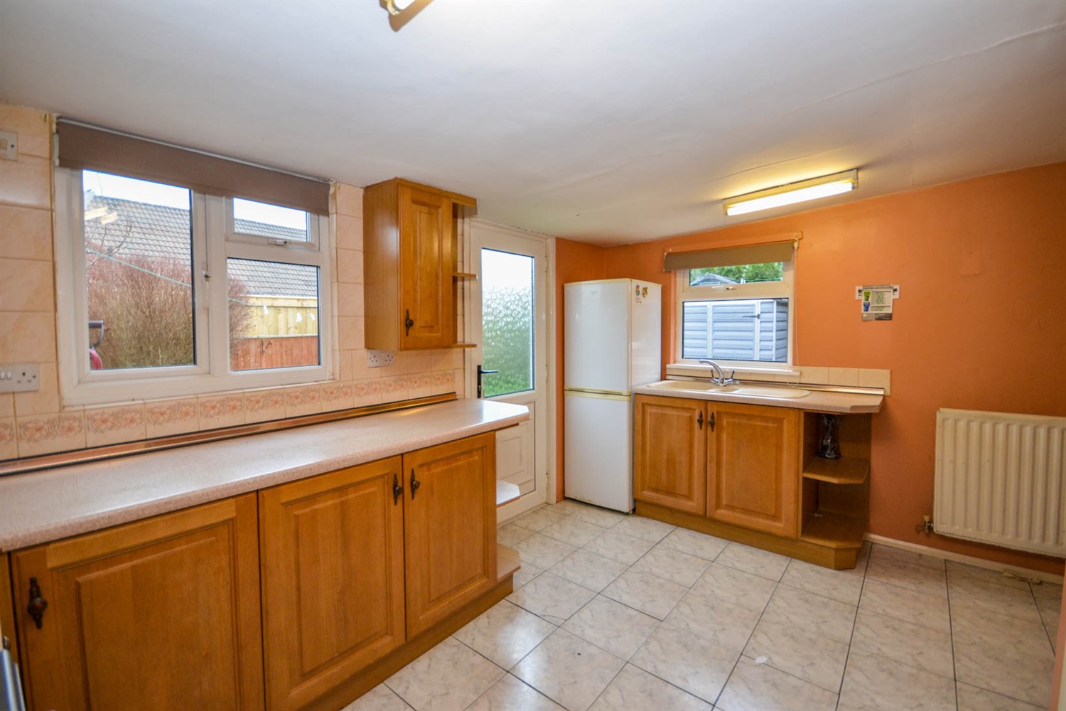 2 bed semi-detached bungalow for sale in Acomb Crescent, Red House Farm  - Property Image 4