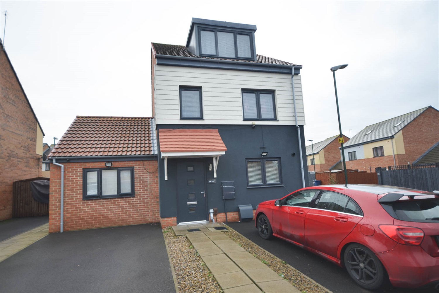 4 bed detached house for sale in Harvey Close, South Shields - Property Image 1