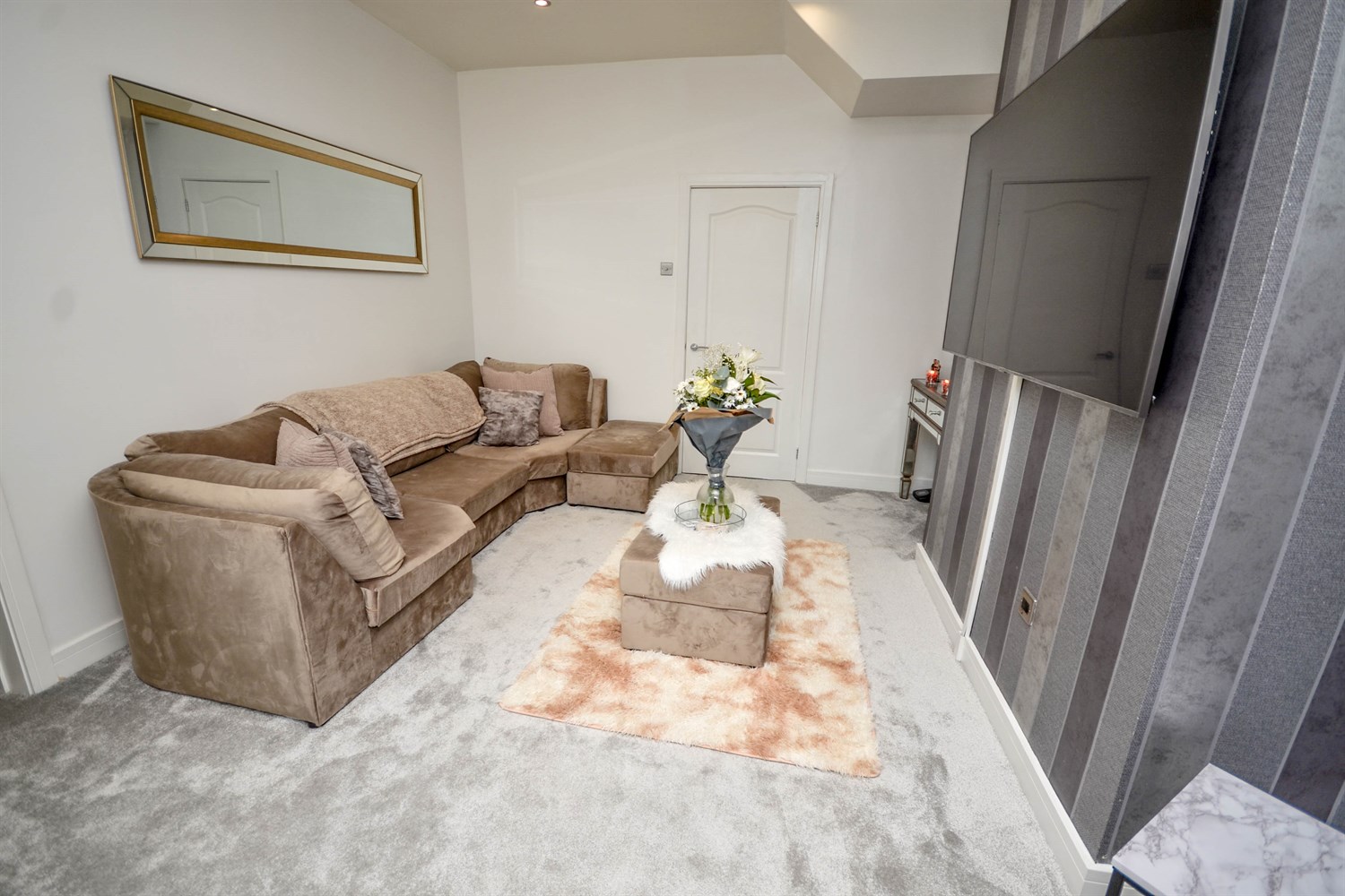 2 bed flat for sale in Tadema Road, South Shields  - Property Image 7