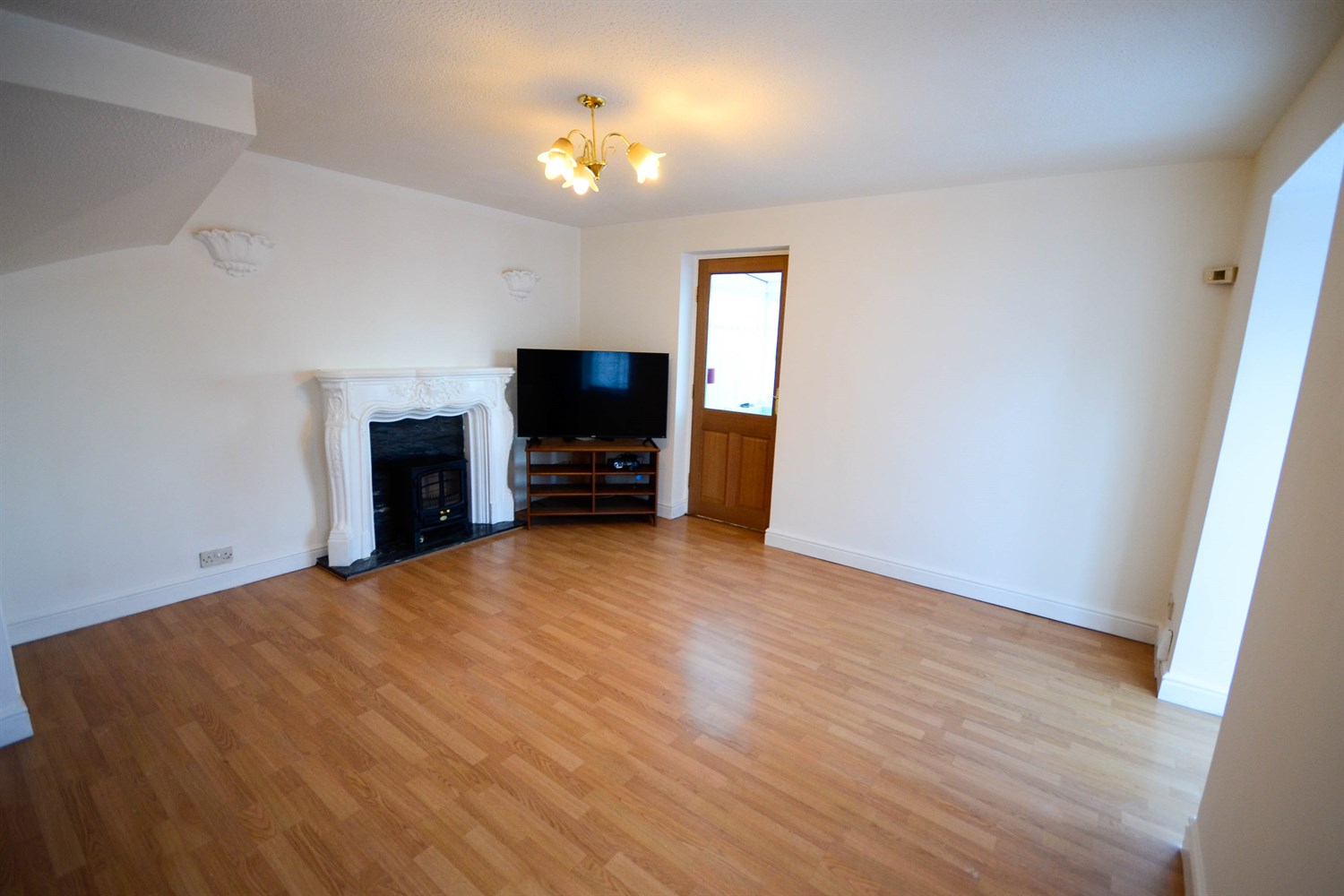 3 bed end of terrace house for sale in St. James Court, Gateshead  - Property Image 2