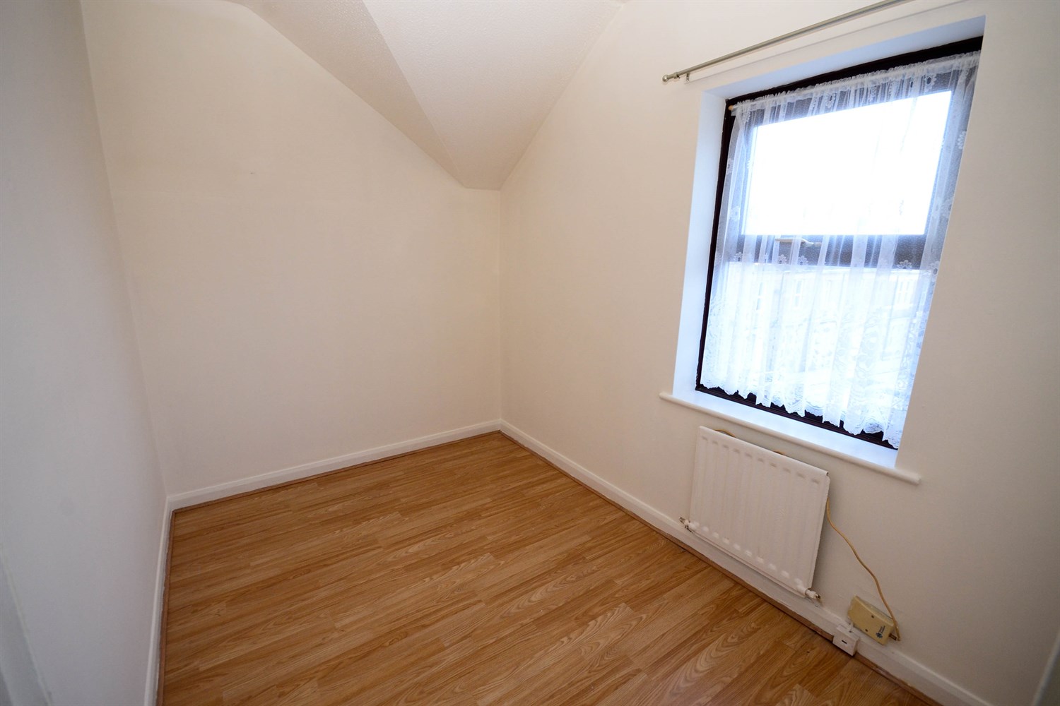 3 bed end of terrace house for sale in St. James Court, Gateshead  - Property Image 12