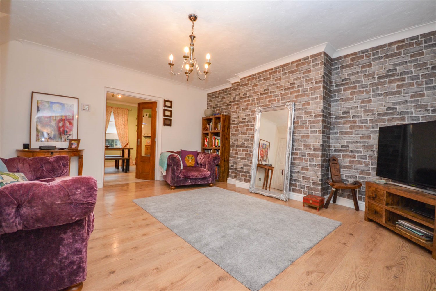3 bed house for sale in Mary Agnes Street, Coxlodge  - Property Image 2