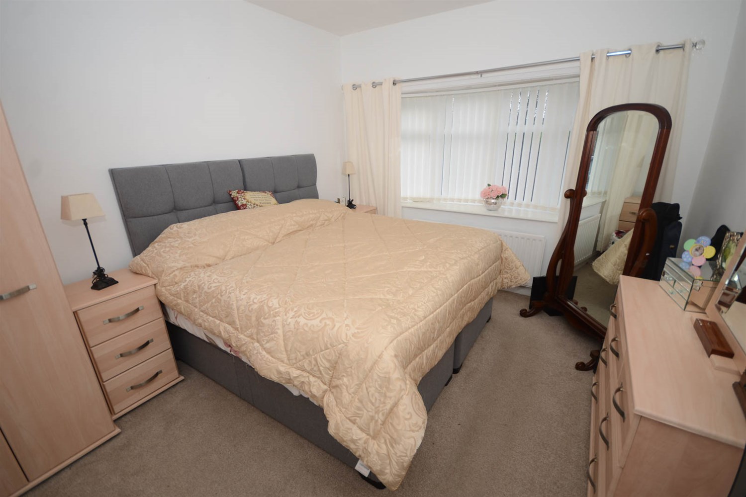 2 bed semi-detached bungalow for sale in Temple Park Road, South Shields  - Property Image 11