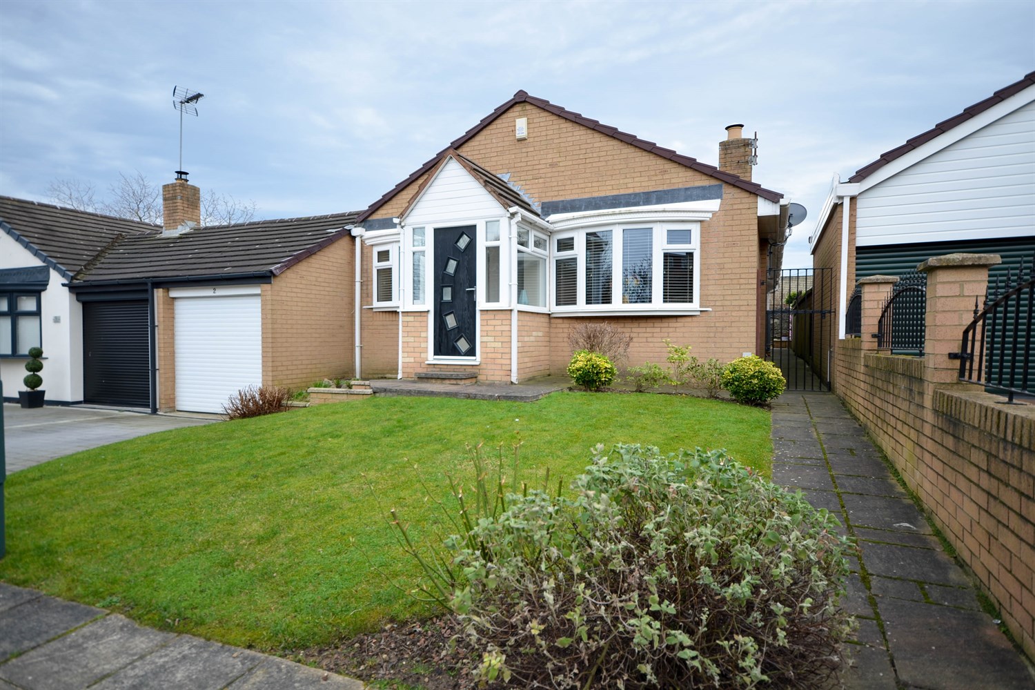 3 bed link detached bungalow for sale in Redwell Court, South Shields  - Property Image 1