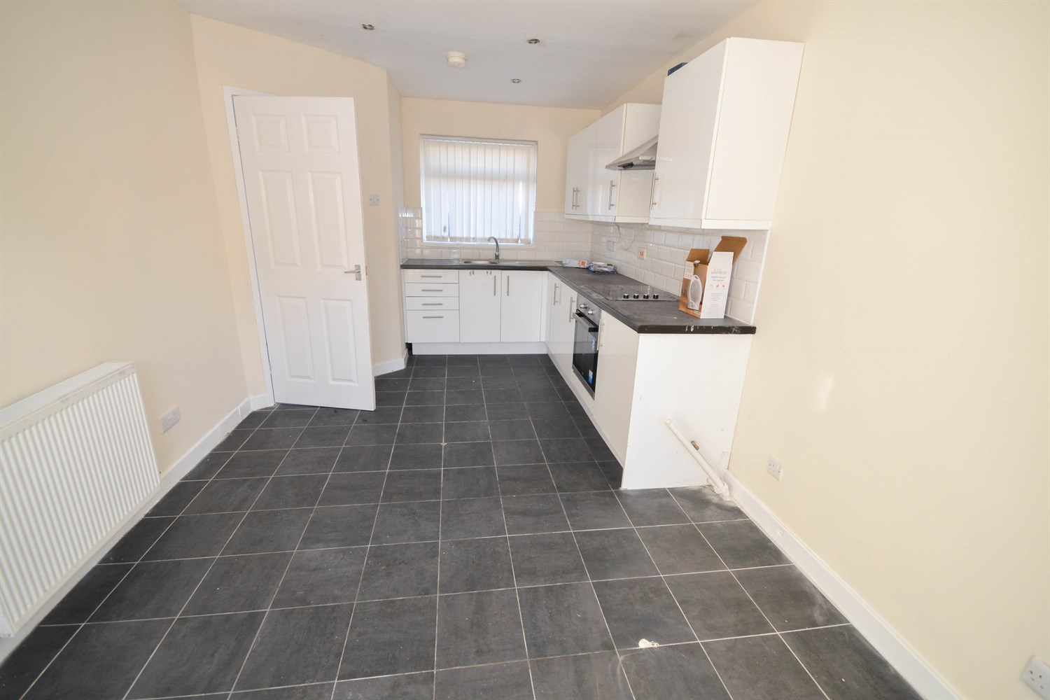 3 bed semi-detached house to rent in Campbell Road, Sunderland  - Property Image 4