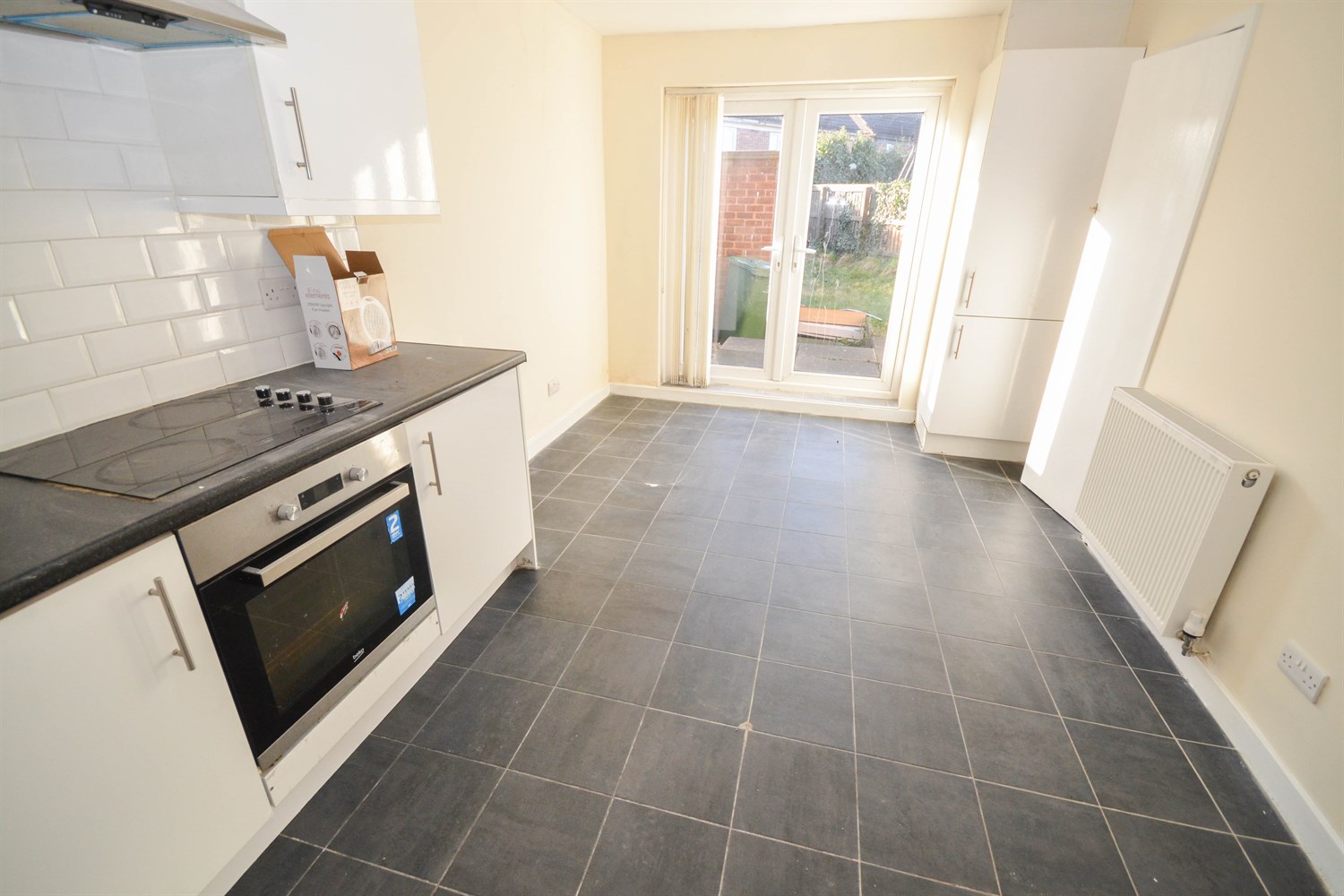 3 bed semi-detached house to rent in Campbell Road, Sunderland  - Property Image 3