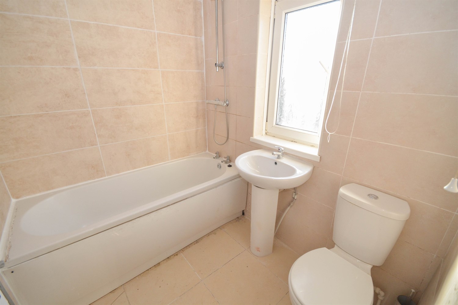 3 bed semi-detached house to rent in Campbell Road, Sunderland  - Property Image 8