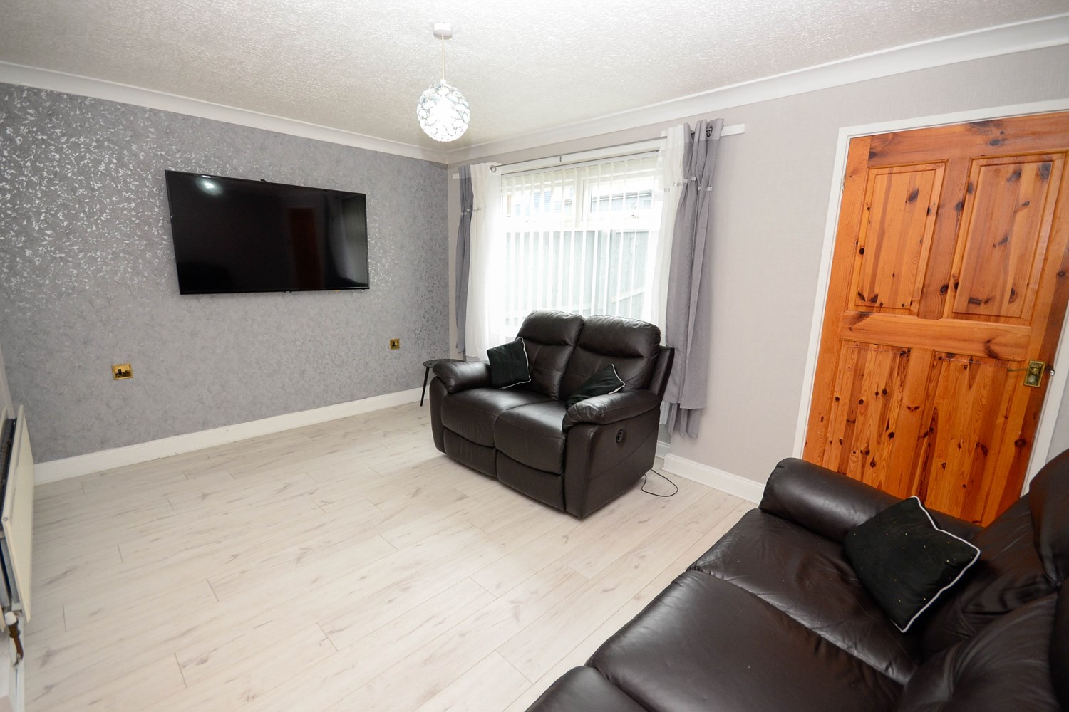 3 bed house for sale in Fernlough, Gateshead  - Property Image 5