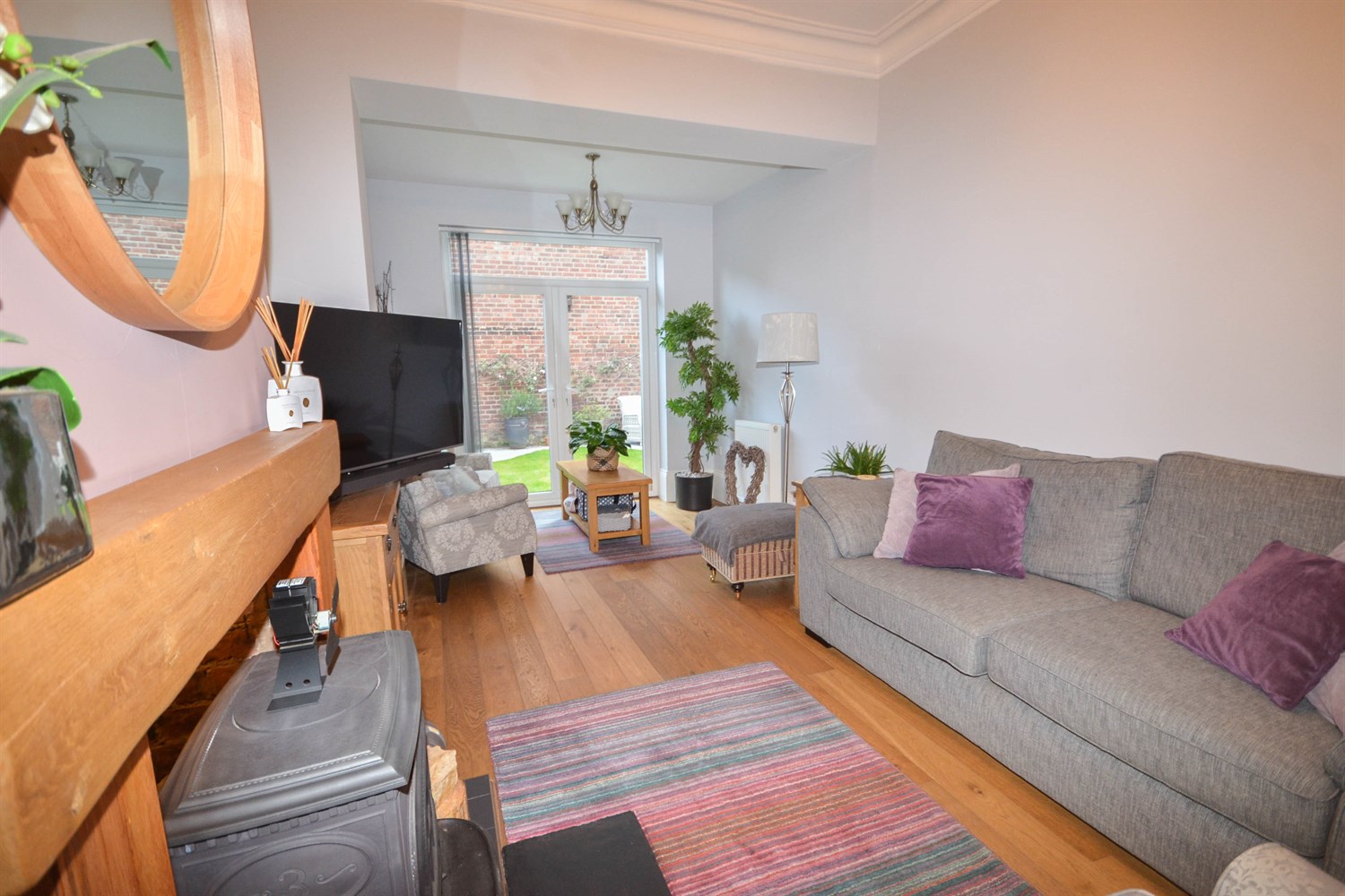 3 bed semi-detached house for sale in Victoria Terrace, Jarrow  - Property Image 10