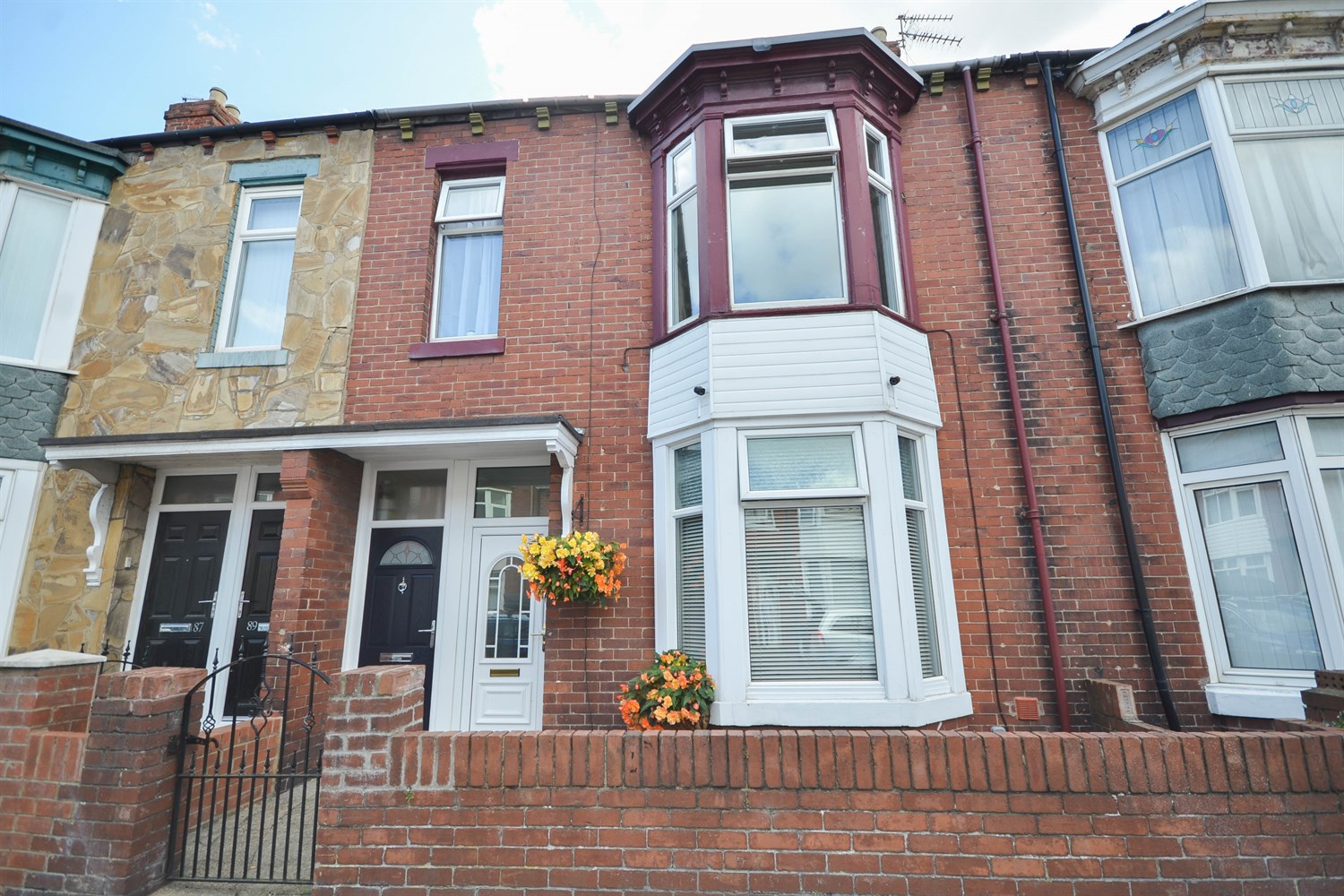 2 bed flat to rent in Richmond Road, South Shields  - Property Image 2