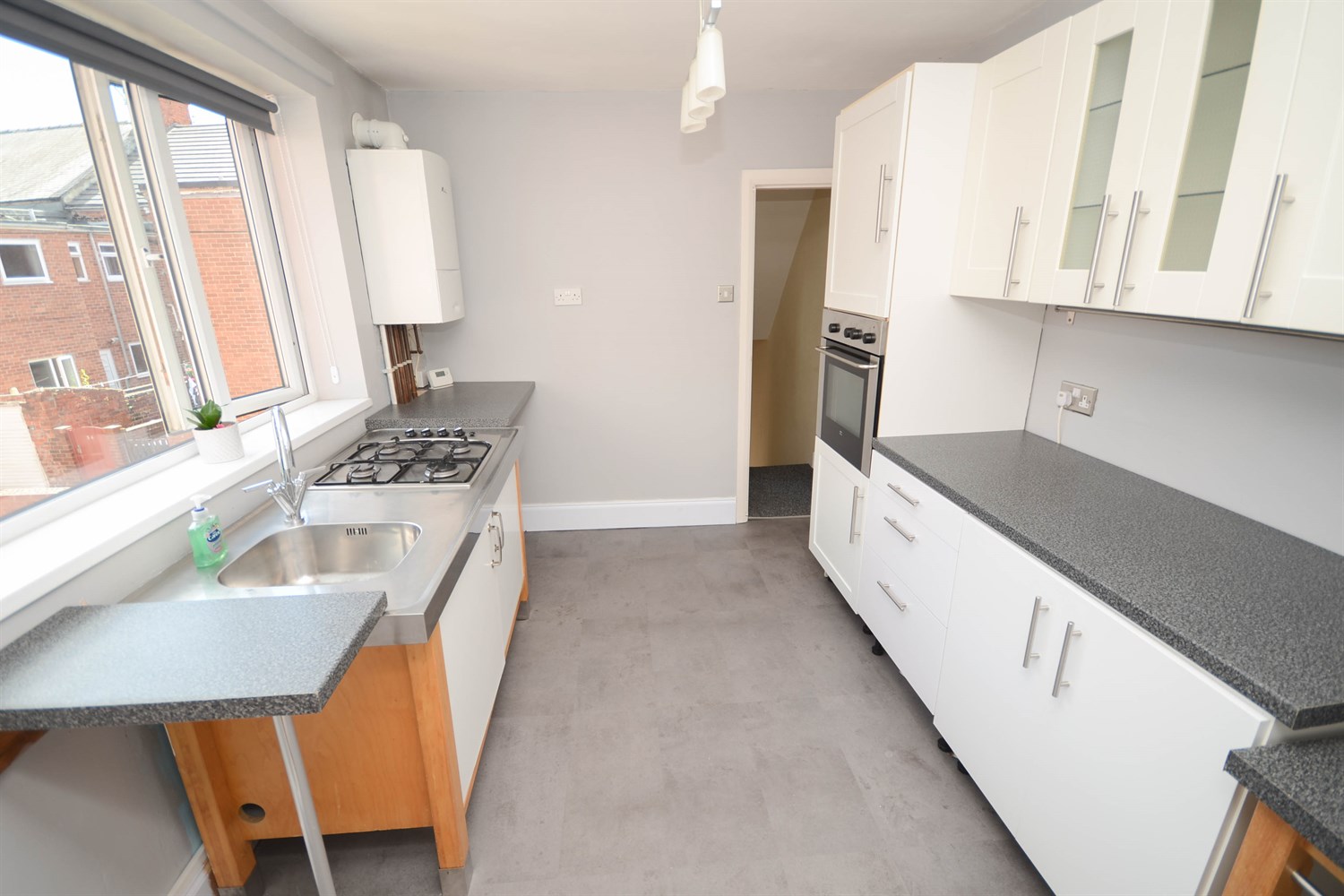 2 bed flat to rent in Richmond Road, South Shields  - Property Image 5