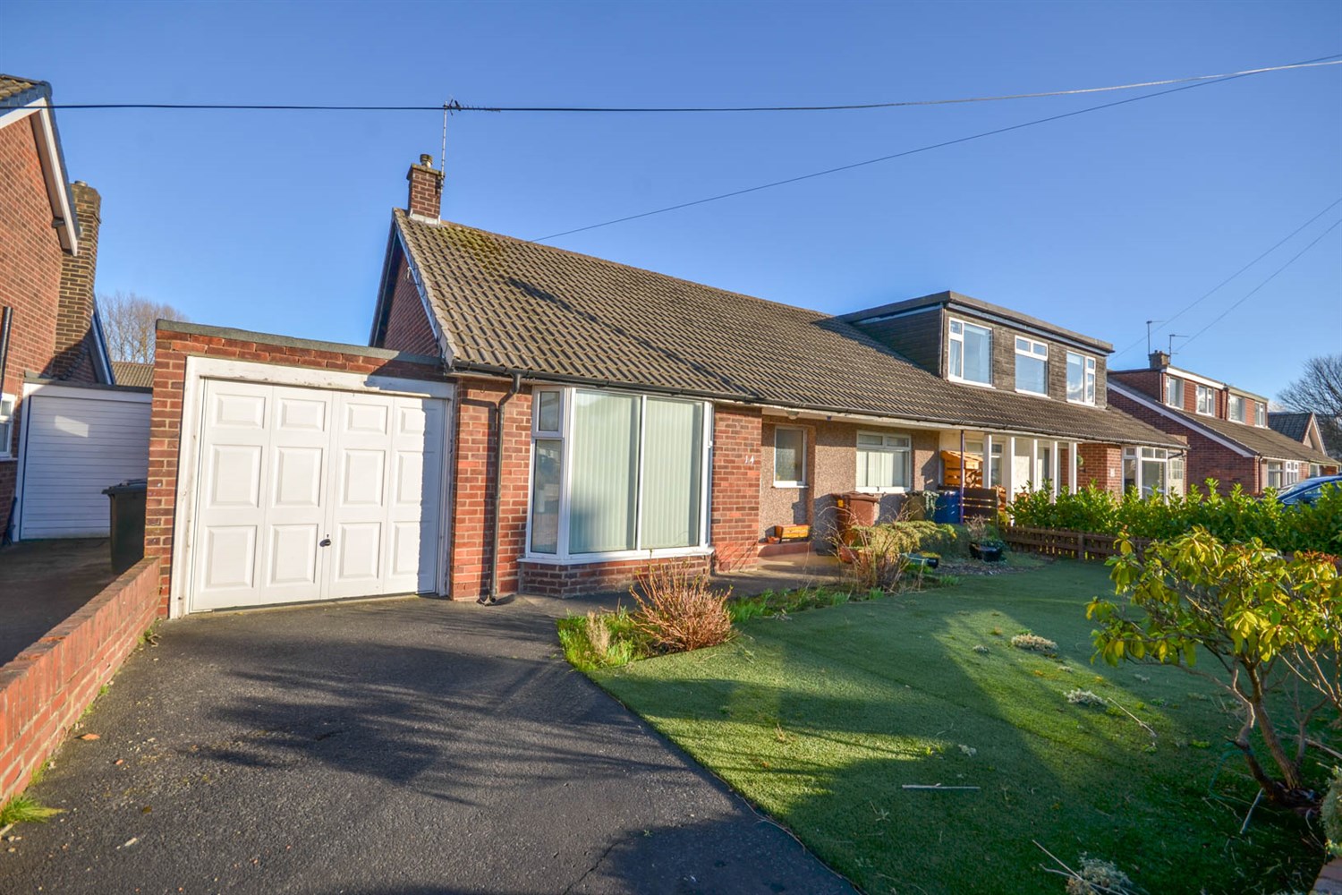 2 bed semi-detached bungalow for sale in Rothbury Avenue, Gosforth  - Property Image 1