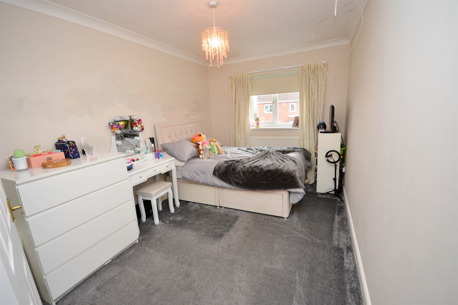 4 bed semi-detached house for sale in Duchess Crescent East, Jarrow  - Property Image 14