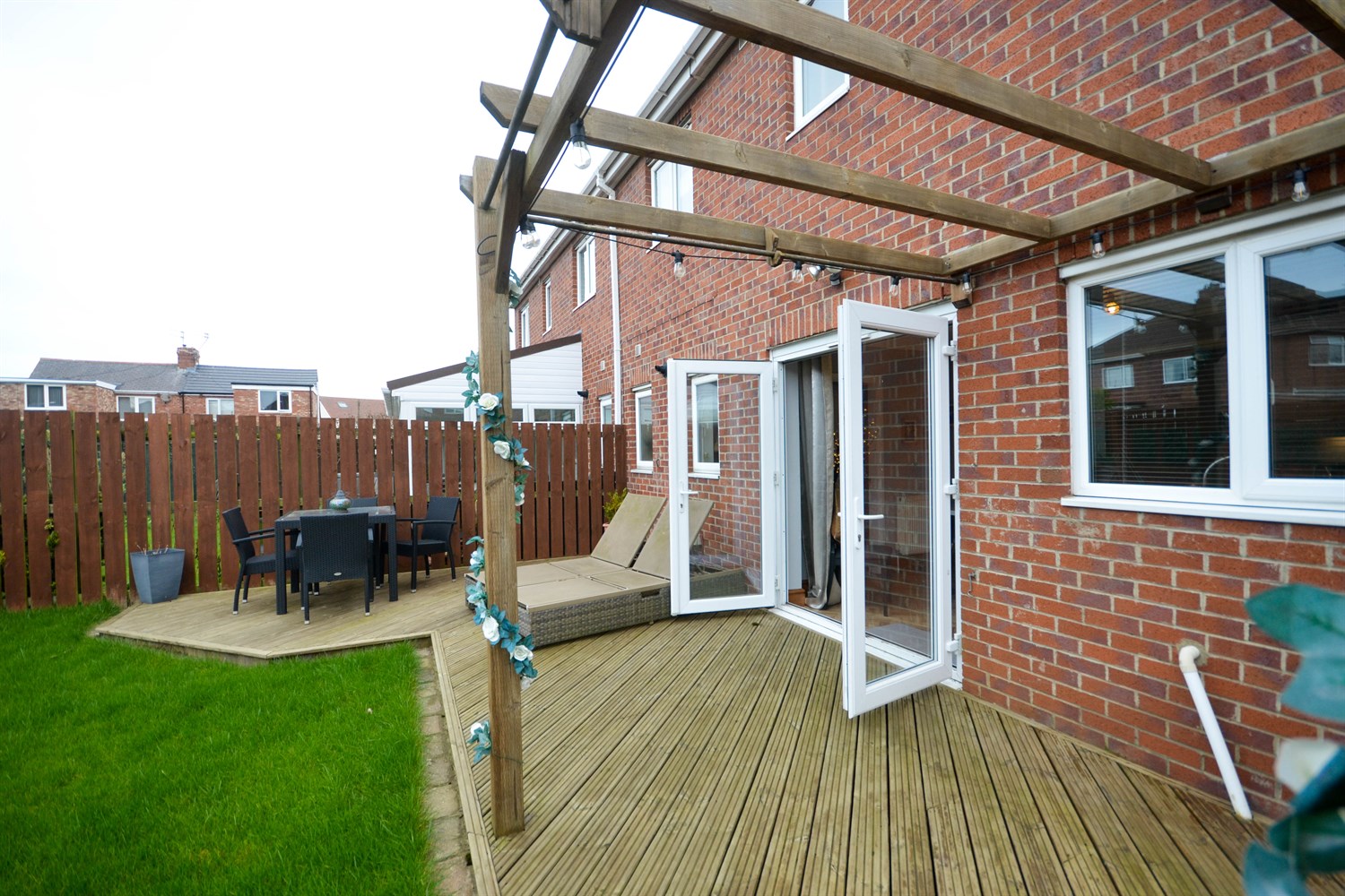 4 bed semi-detached house for sale in Duchess Crescent East, Jarrow  - Property Image 16