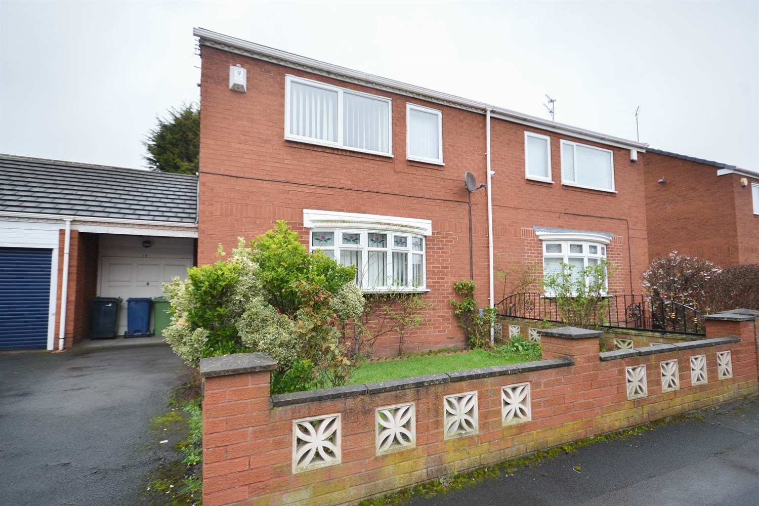 3 bed house for sale in North View, Jarrow  - Property Image 1