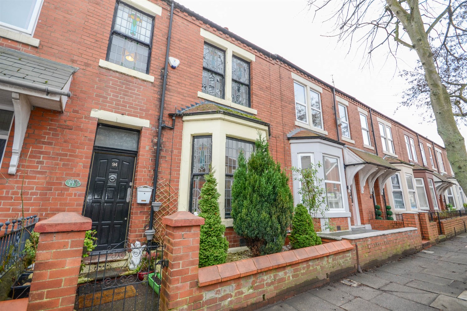 3 bed house for sale in Queen Alexandra Road, North Shields - Property Image 1