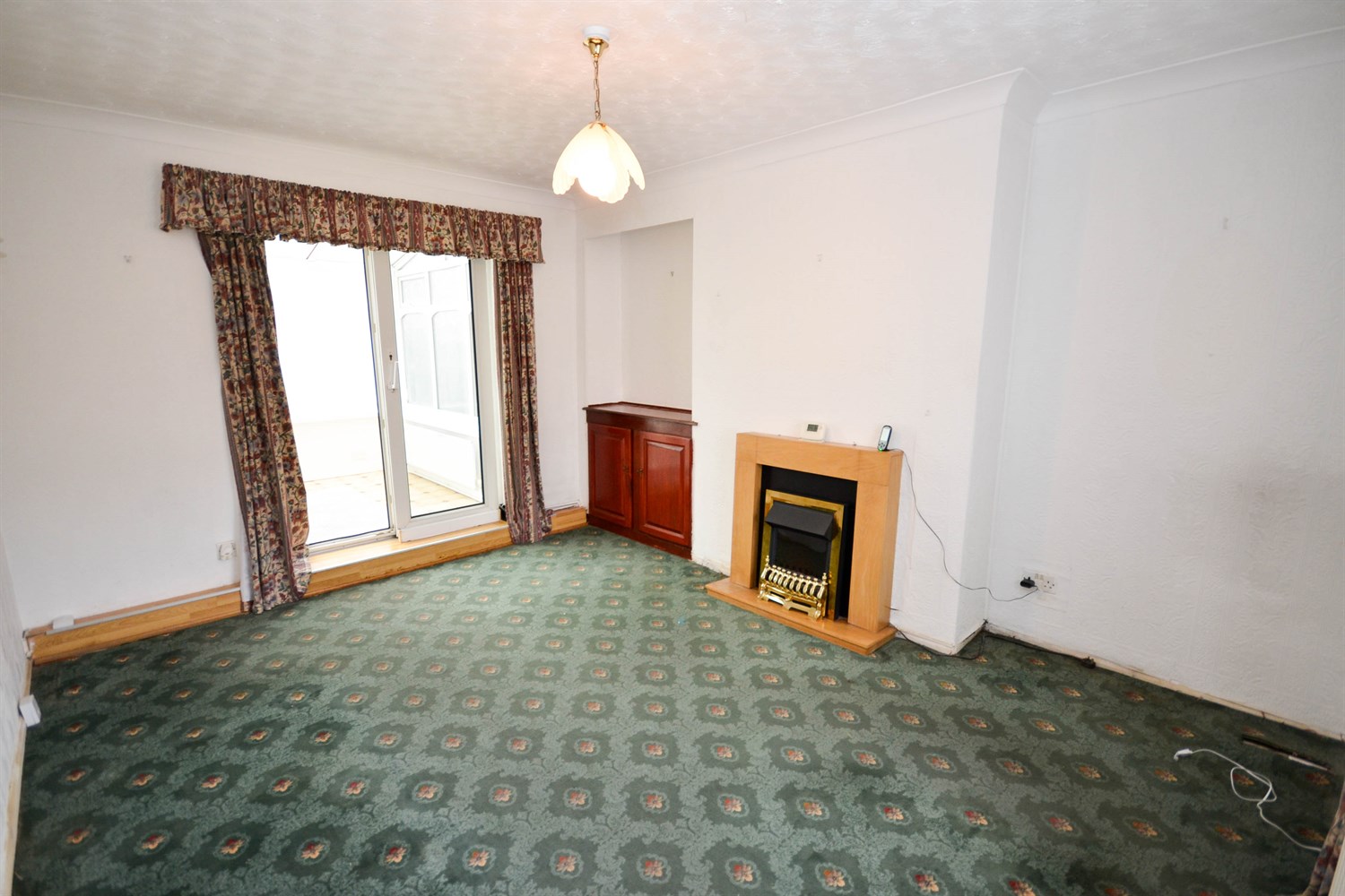 2 bed semi-detached house for sale in Victoria Road, Gateshead  - Property Image 2
