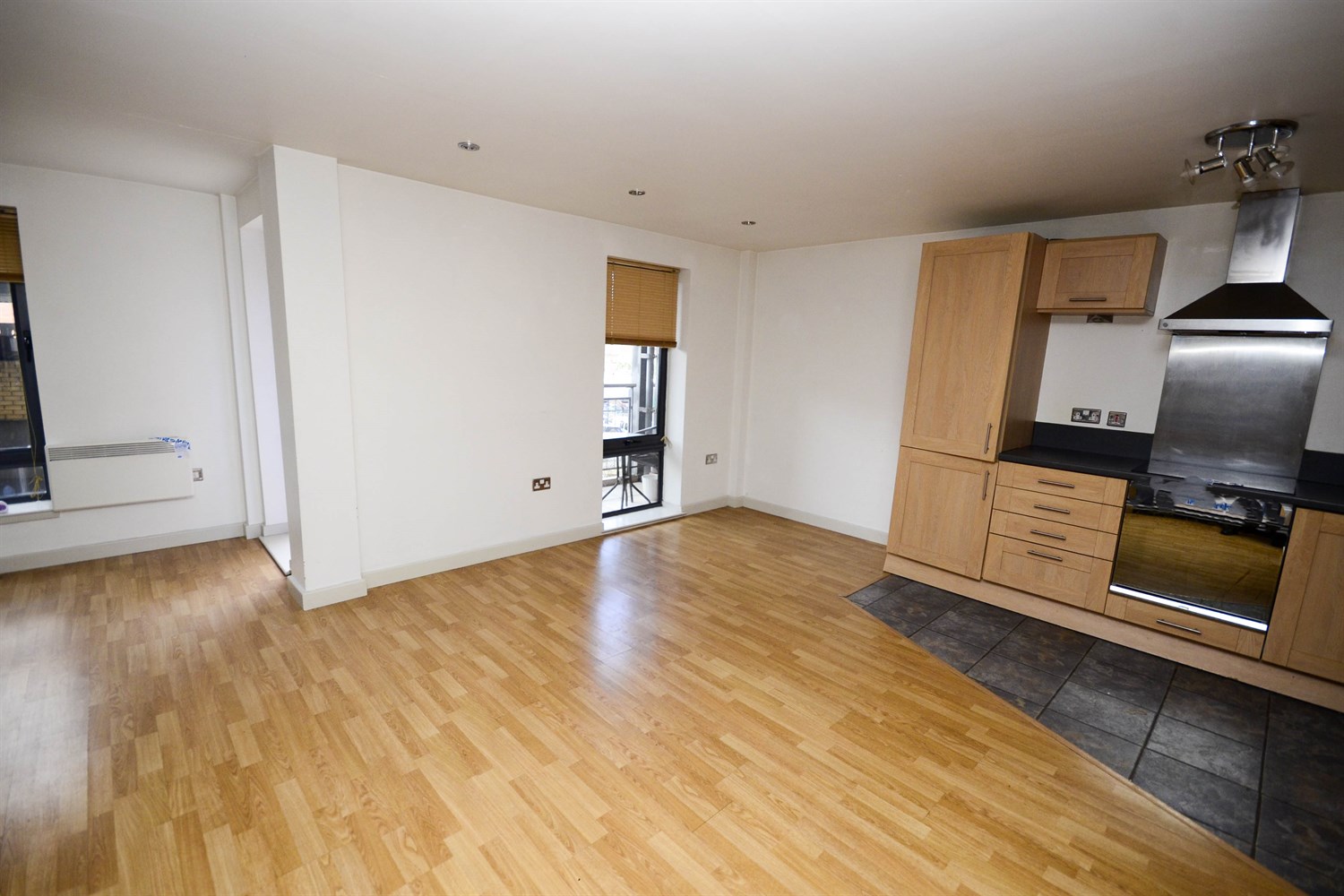 2 bed apartment for sale in Baltic Quay, Gateshead  - Property Image 5