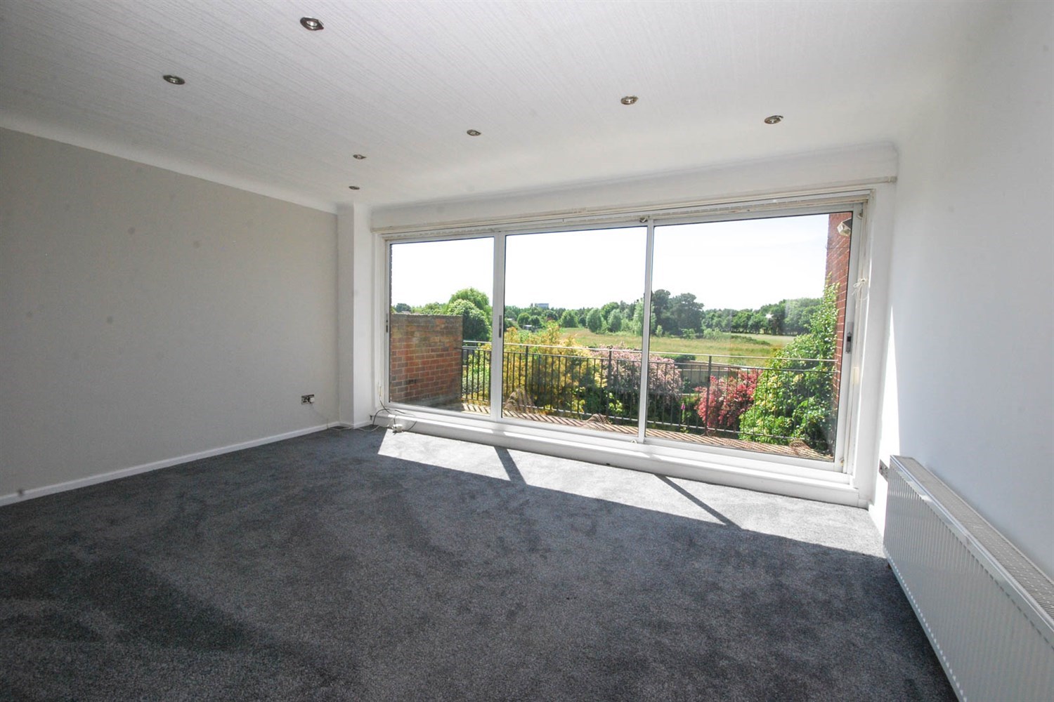 3 bed house for sale in Fairway Close, Newcastle Upon Tyne  - Property Image 4