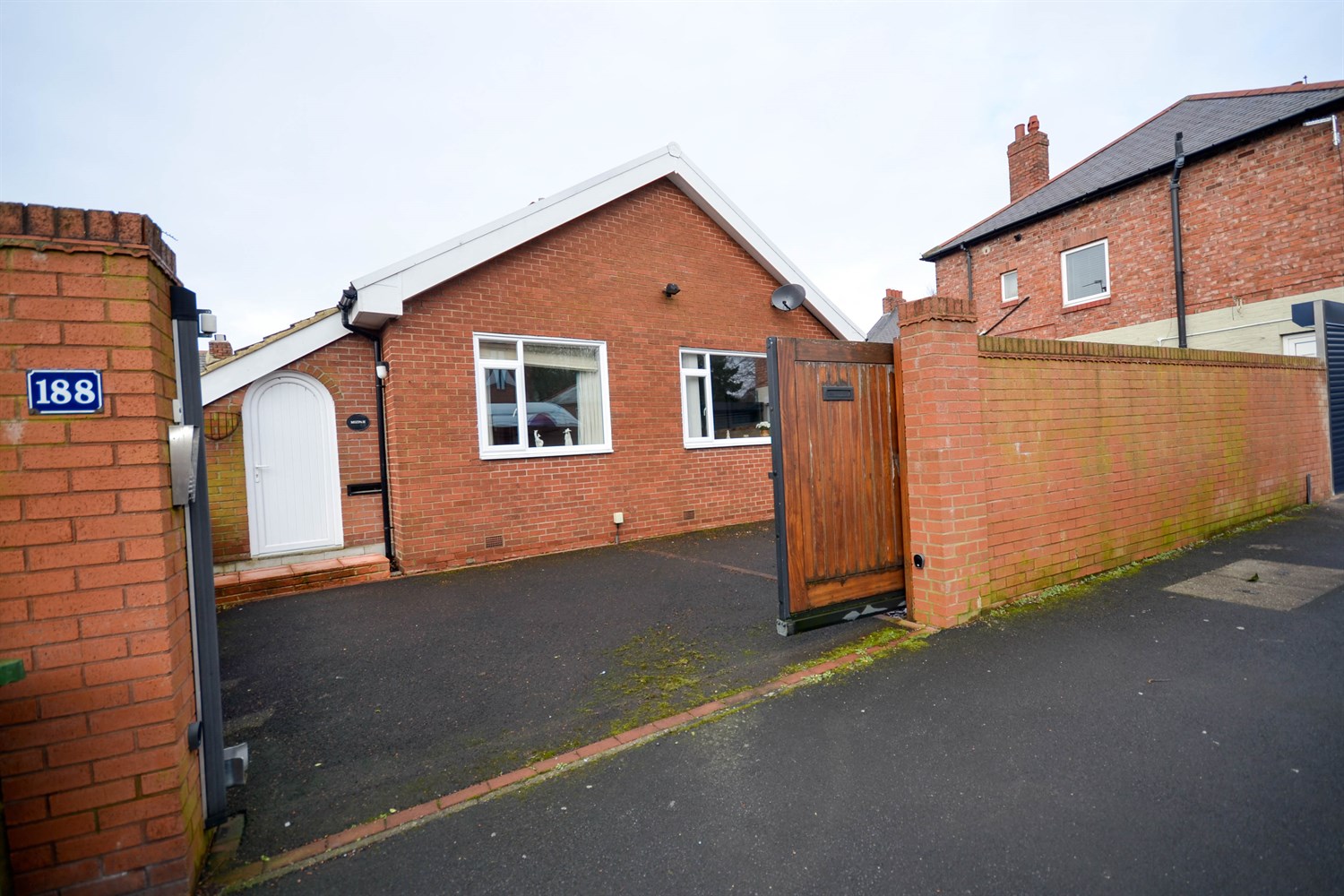 3 bed detached house for sale in Kells Lane, Low Fell  - Property Image 2