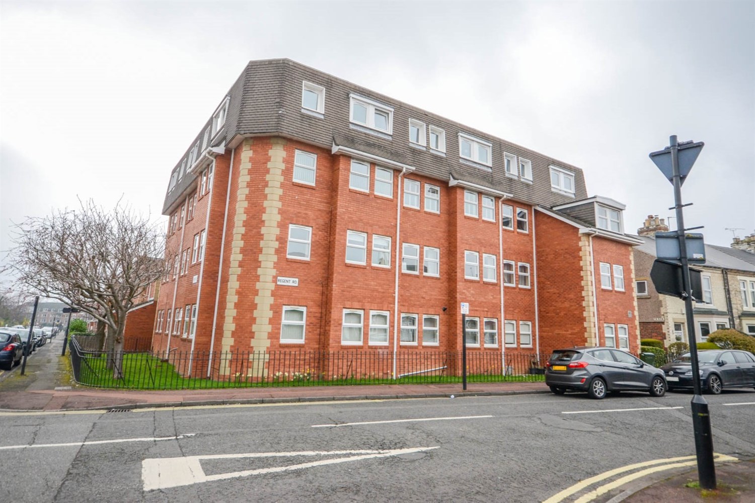 1 Bed Apartment For Sale In Regent Road Gosforth Ne3 Ref 572435