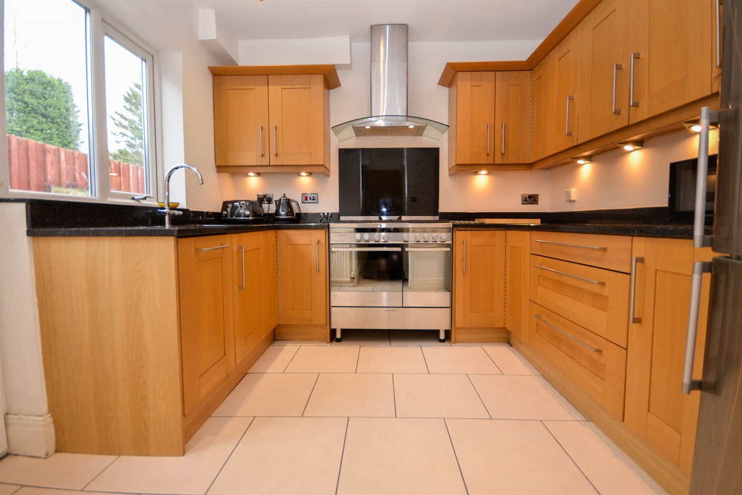 3 bed semi-detached house for sale in Midhurst Road, Benton  - Property Image 9