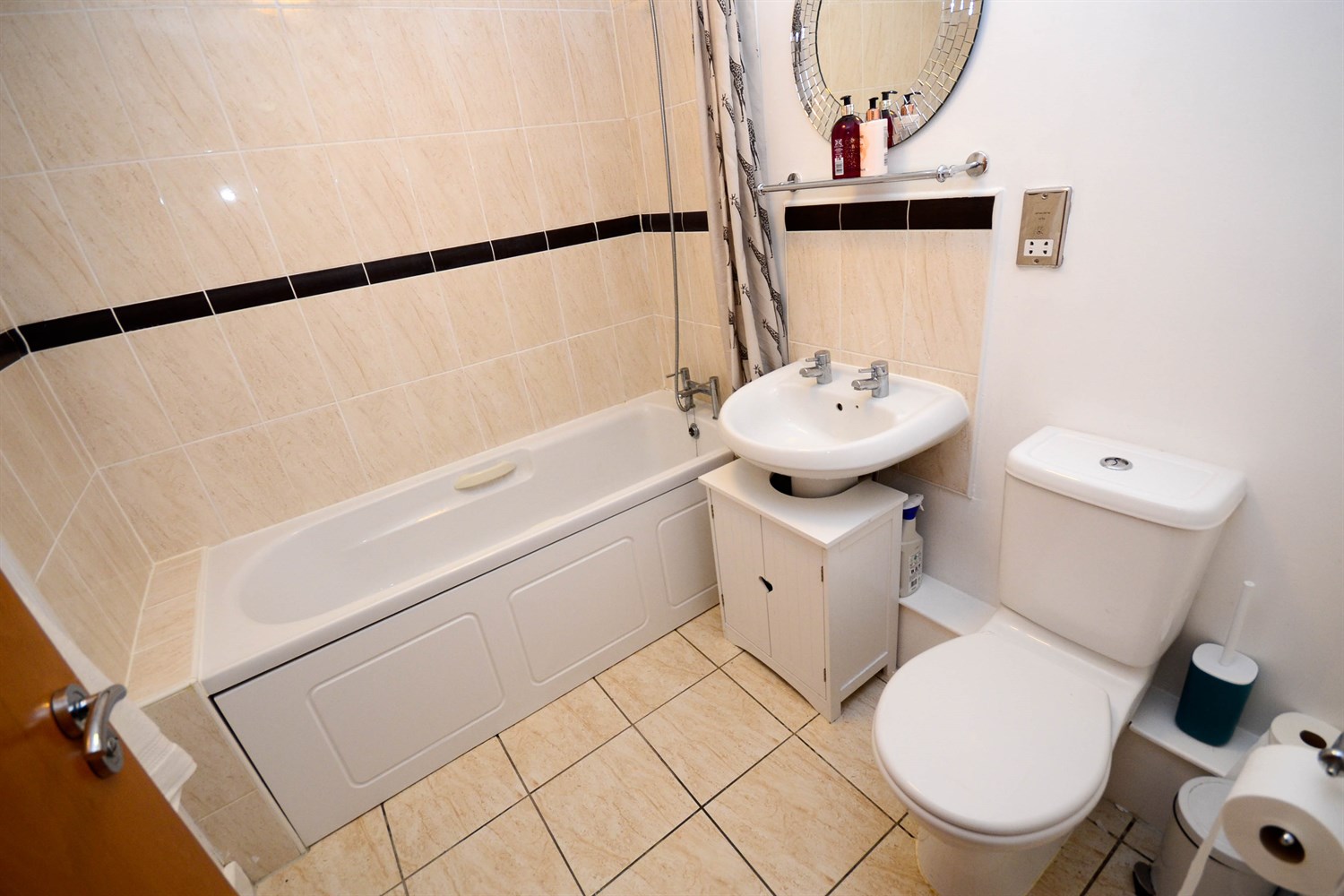 2 bed apartment for sale in Baltic Quay, Gateshead  - Property Image 10