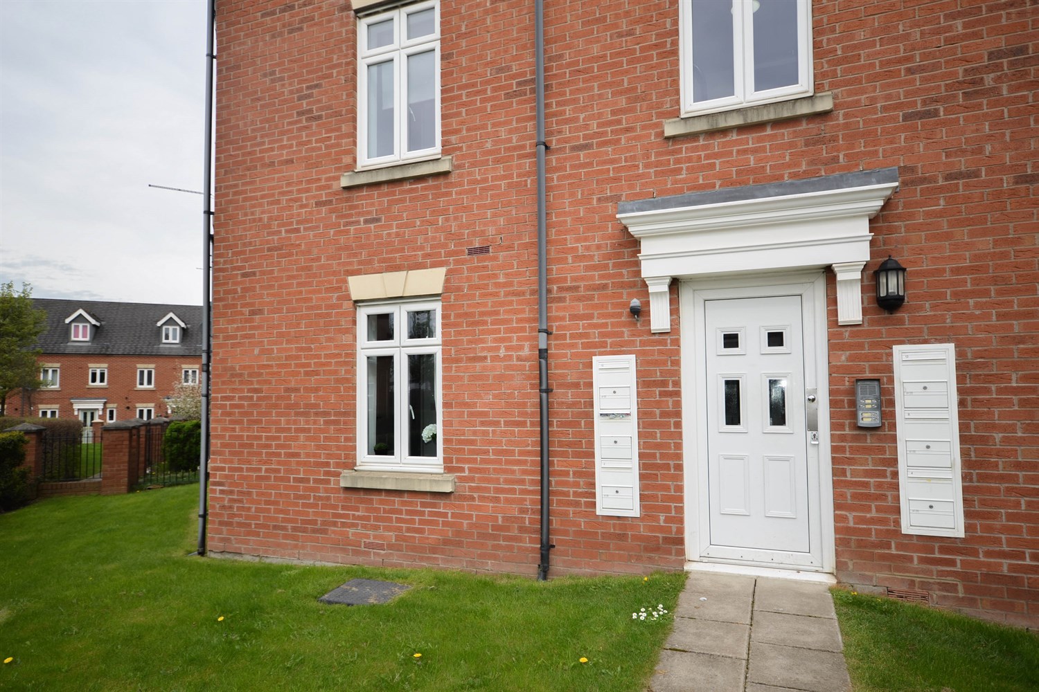 2 bed flat for sale in May Close, Hebburn  - Property Image 10