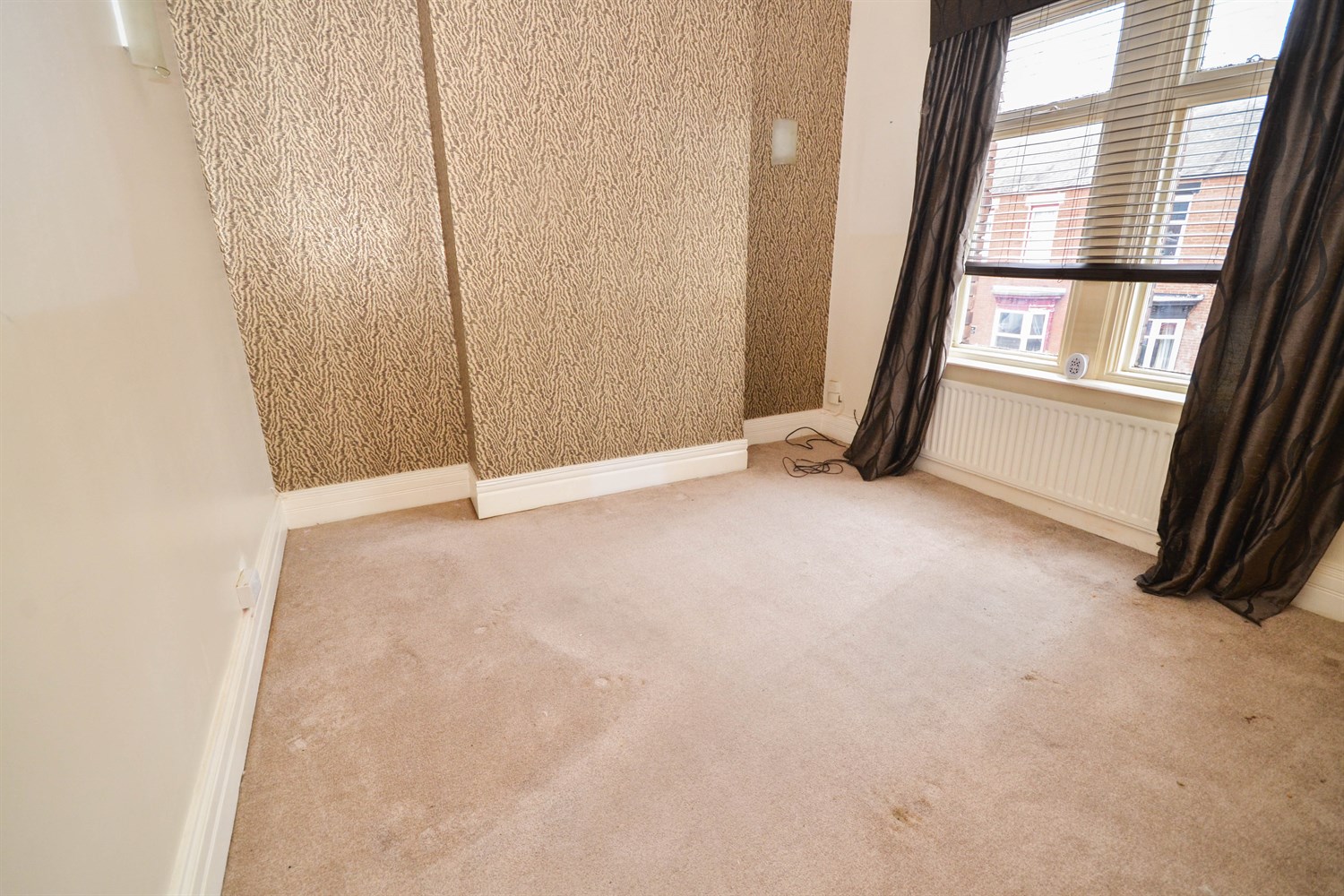 2 bed flat for sale in Roker Baths Road, Sunderland  - Property Image 6