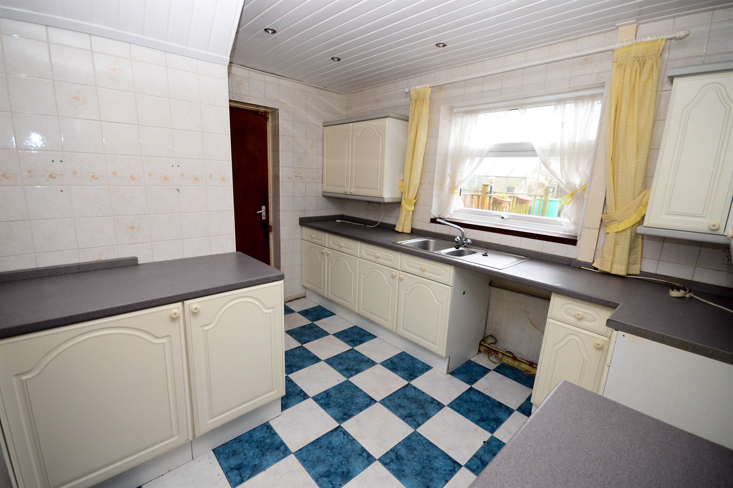 3 bed semi-detached house for sale in Aycliffe Avenue, Wrekenton  - Property Image 3