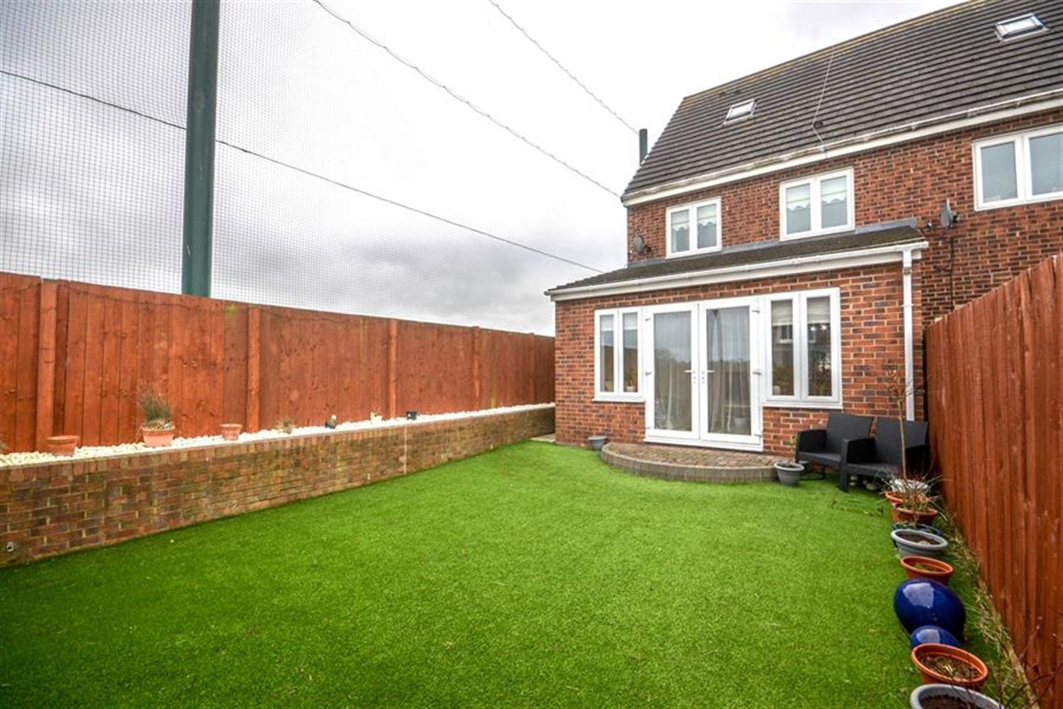3 bed end of terrace house for sale in Mowbray Villas, South Shields  - Property Image 3