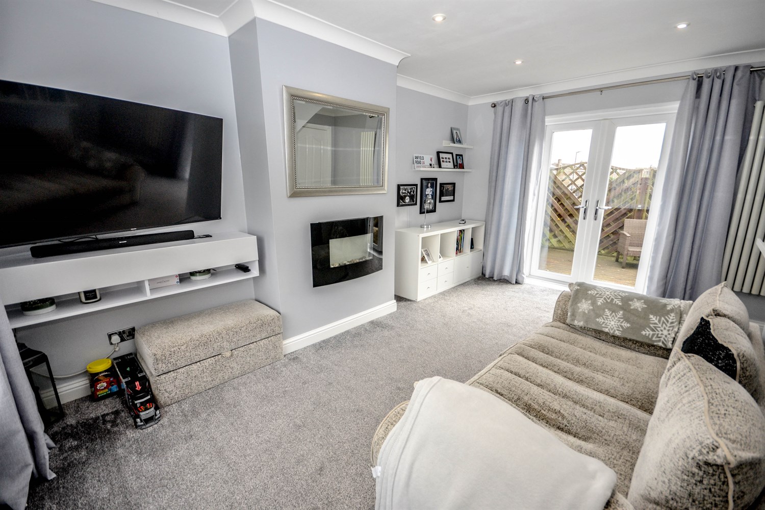 2 bed semi-detached house for sale in Hall Farm, Sunderland  - Property Image 6